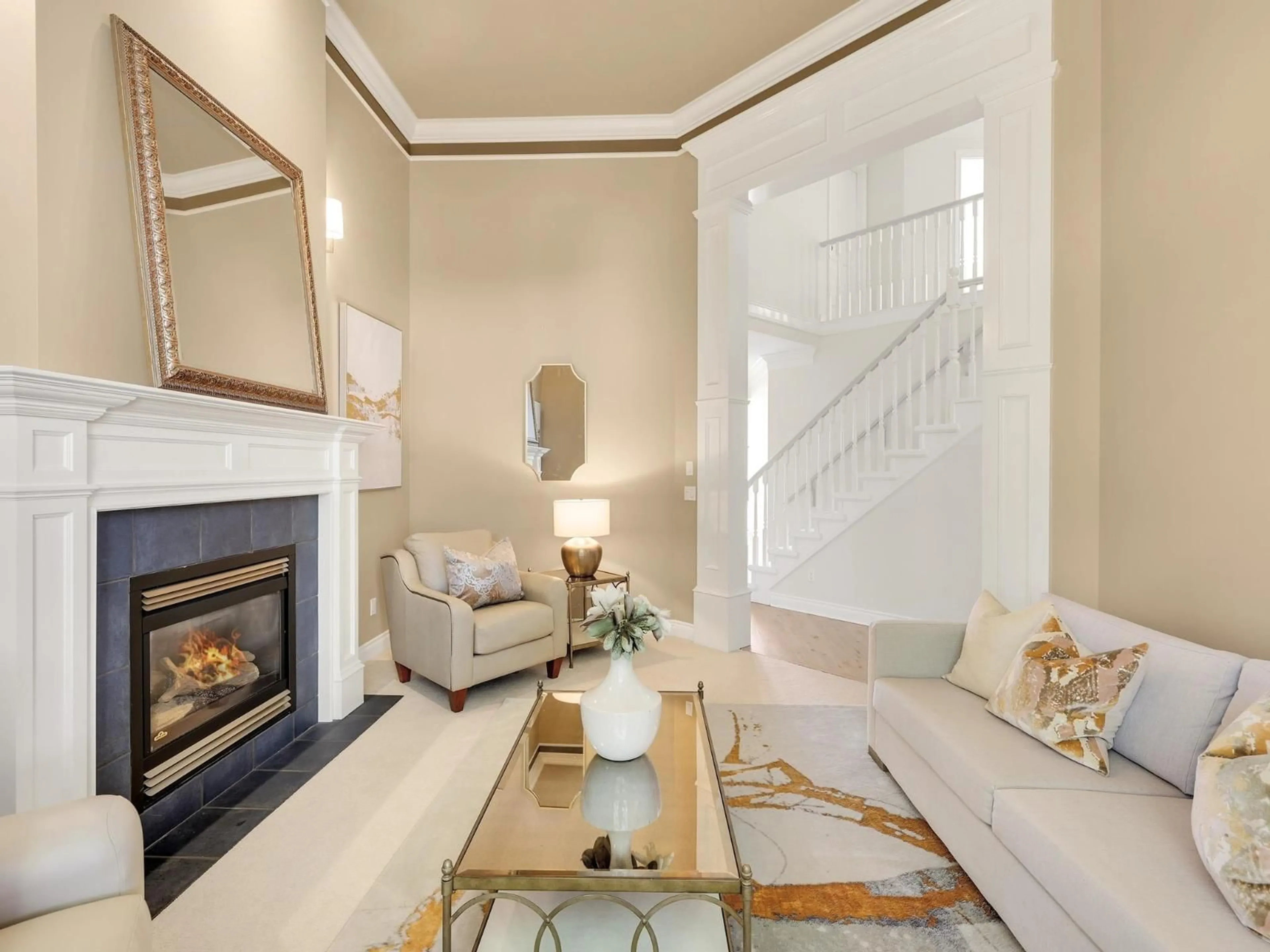 Living room with furniture, unknown for 13518 MARINE DRIVE, Surrey British Columbia V4A1G2