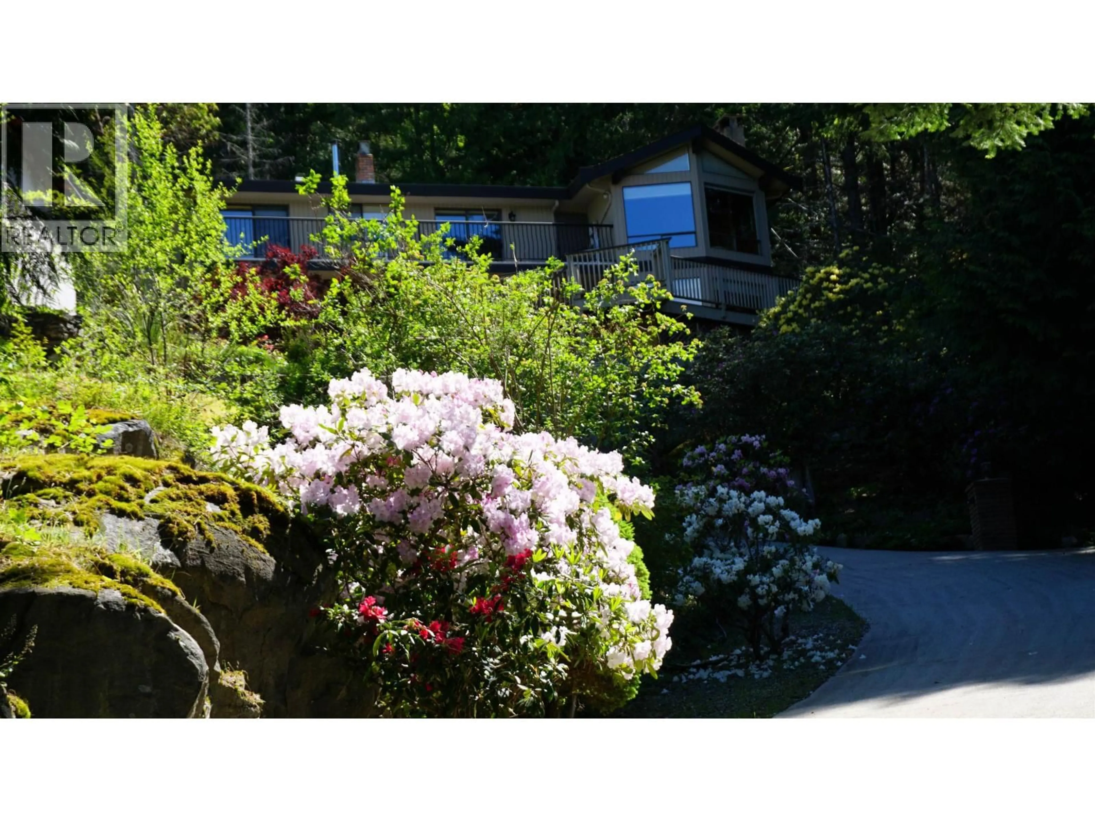 Unknown for 8846 REDROOFFS ROAD, Halfmoon Bay British Columbia V7Z1B2