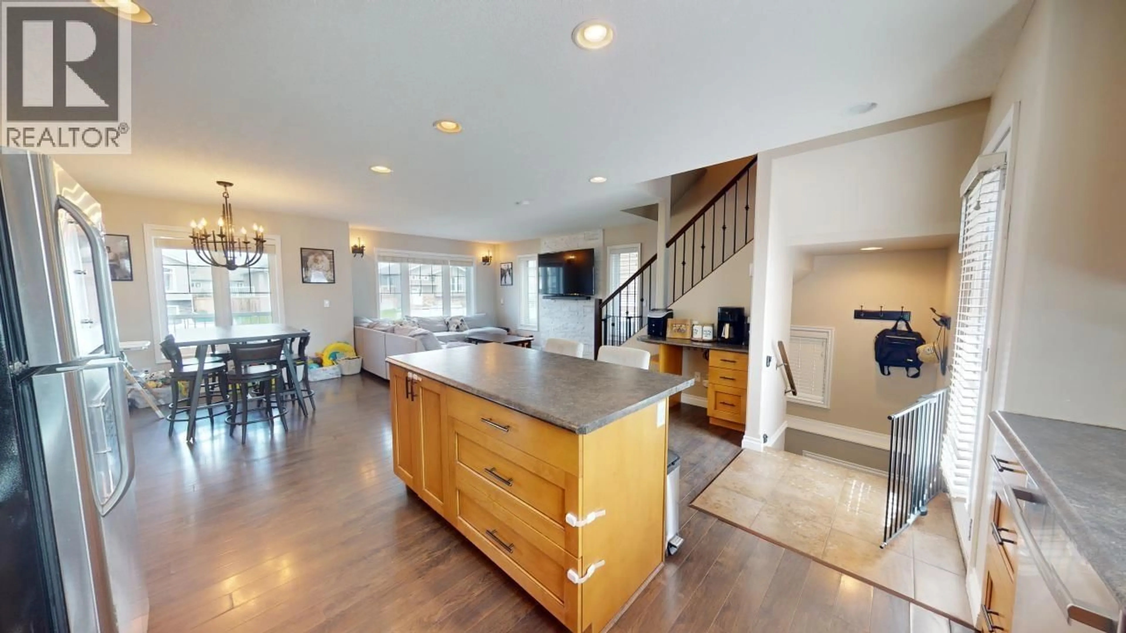 Open concept kitchen, unknown for 8711 113 AVENUE, Fort St. John British Columbia V1J0E2