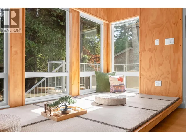 2426 34TH AVENUE, Vancouver 5