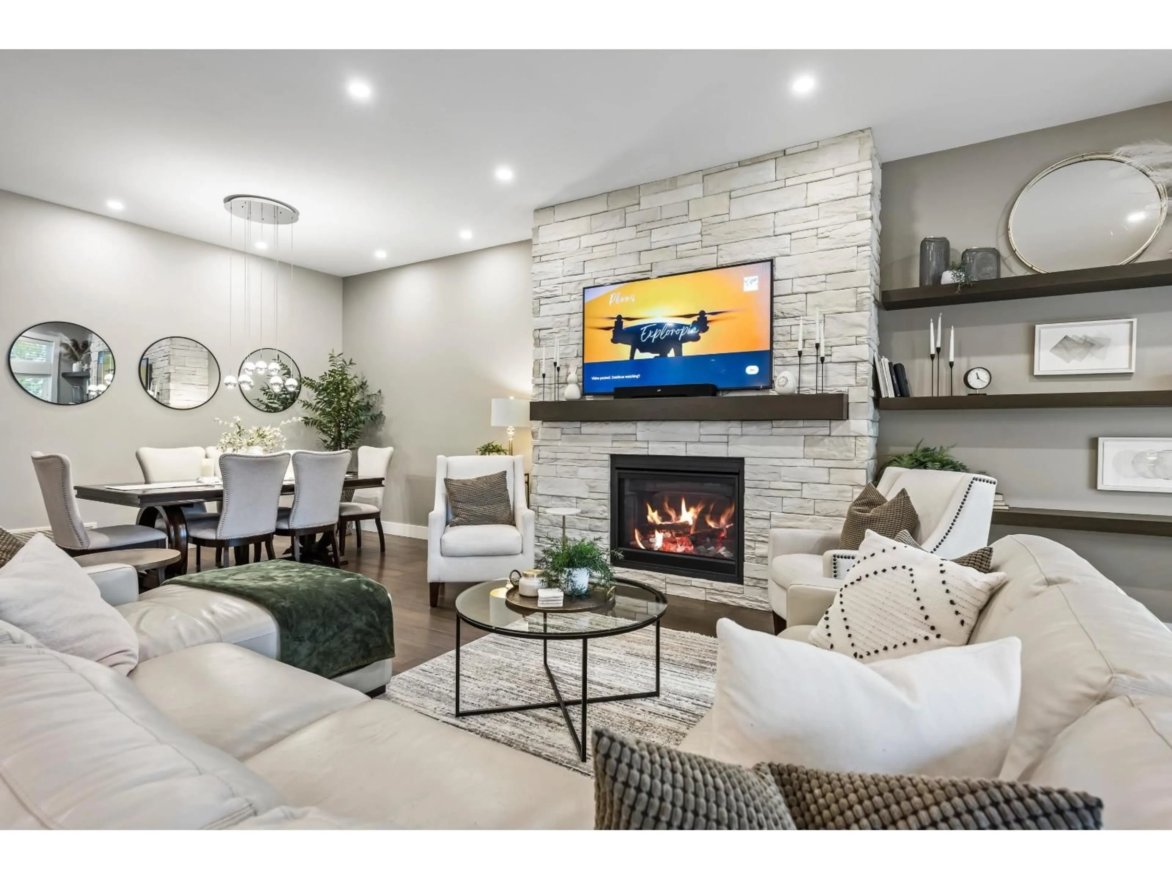Living room with furniture, unknown for 52782 STONEWOOD PLACE, Rosedale British Columbia V0X1X1