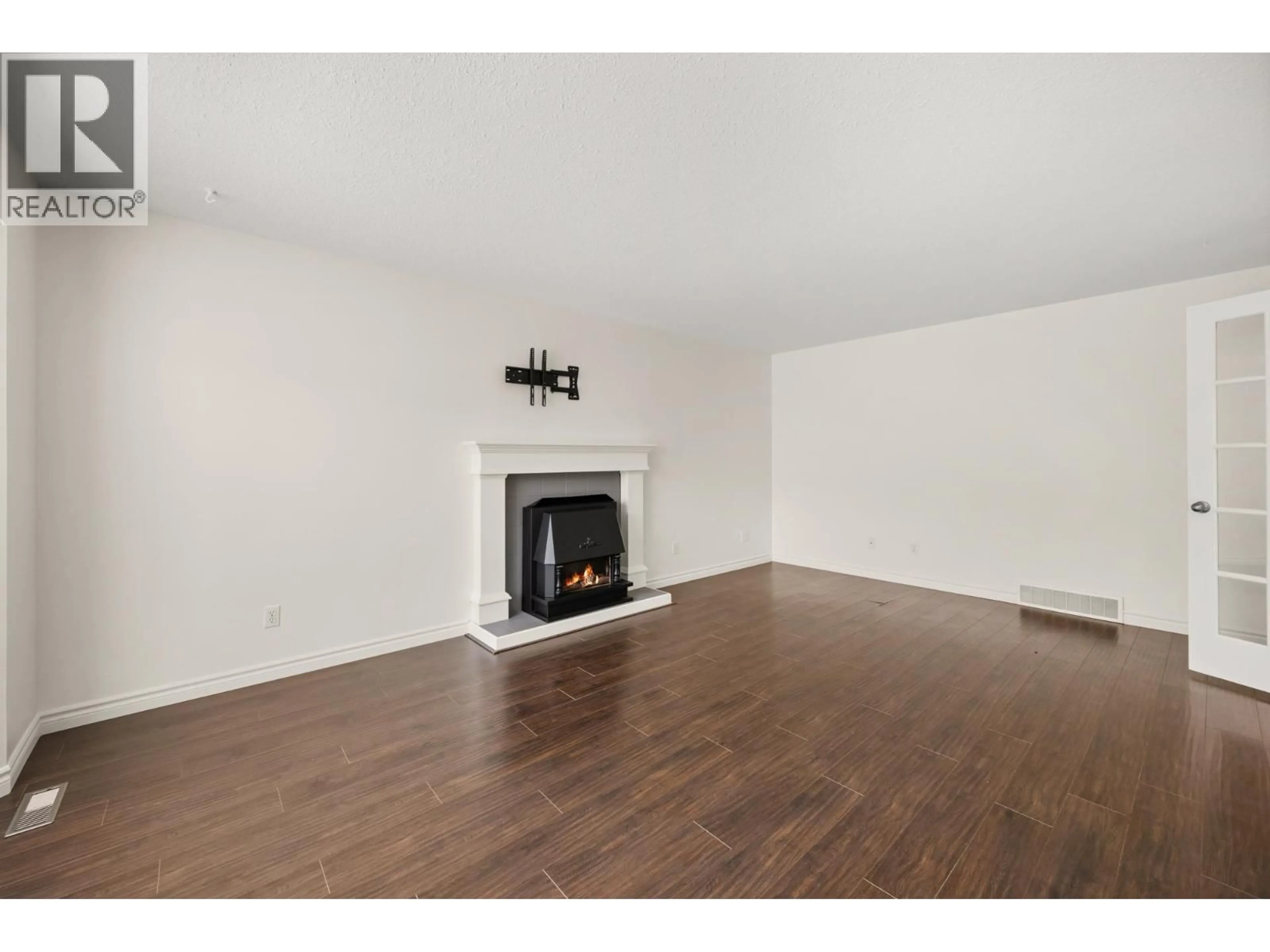 A pic of a room for 11923 BLAKELY ROAD, Pitt Meadows British Columbia V3Y2N5