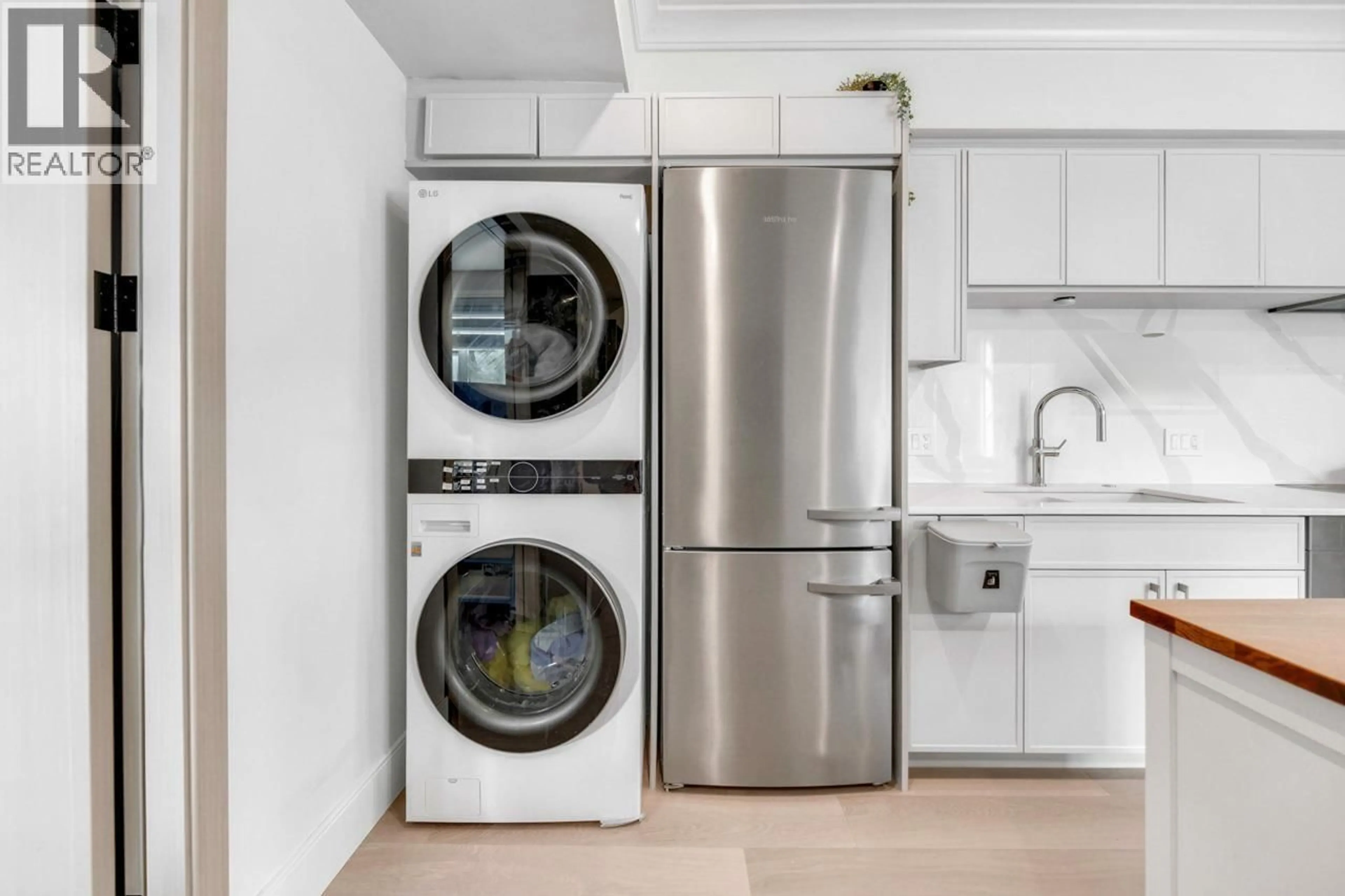 Laundry room for 7709 GRANVILLE STREET, Vancouver British Columbia V6P4Y9