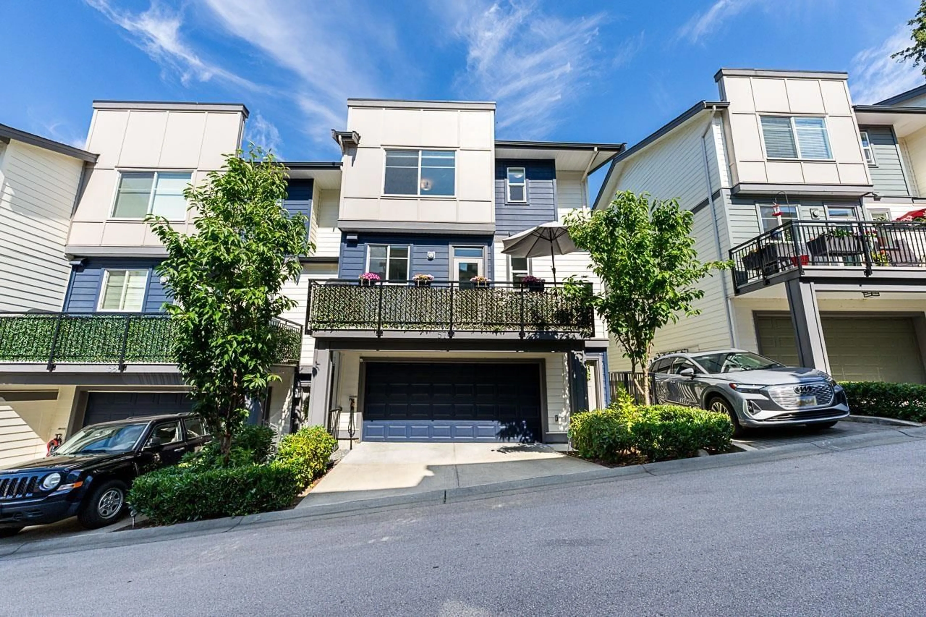 A pic from outside/outdoor area/front of a property/back of a property/a pic from drone, street for 57 - 15665 MOUNTAIN VIEW DRIVE, Surrey British Columbia V3Z0W8