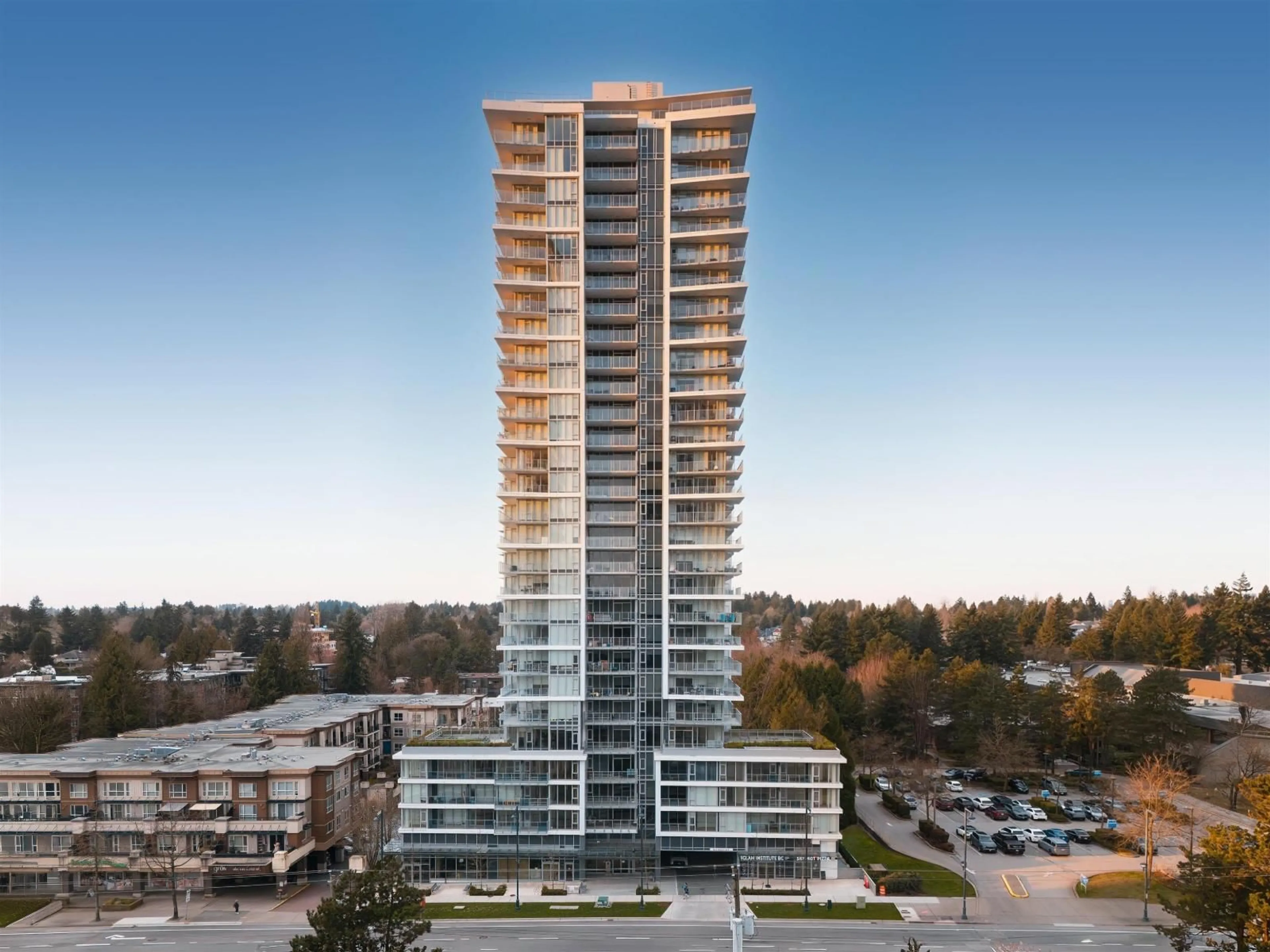 A pic from outside/outdoor area/front of a property/back of a property/a pic from drone, building for 2801 - 9675 KING GEORGE BOULEVARD, Surrey British Columbia V3T2V3
