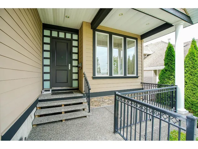 15075 70A AVENUE, Surrey 2