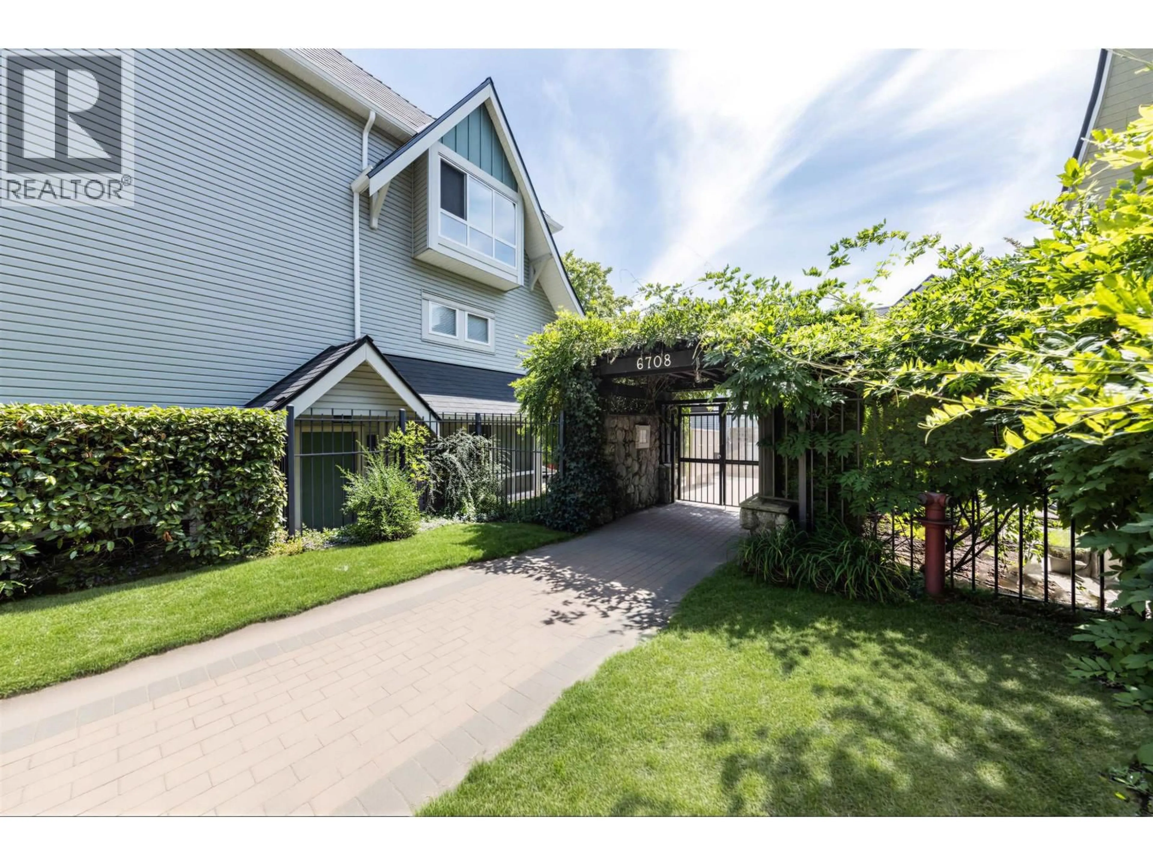 Unknown for 7363 MAGNOLIA TERRACE, Burnaby British Columbia V5E4M3