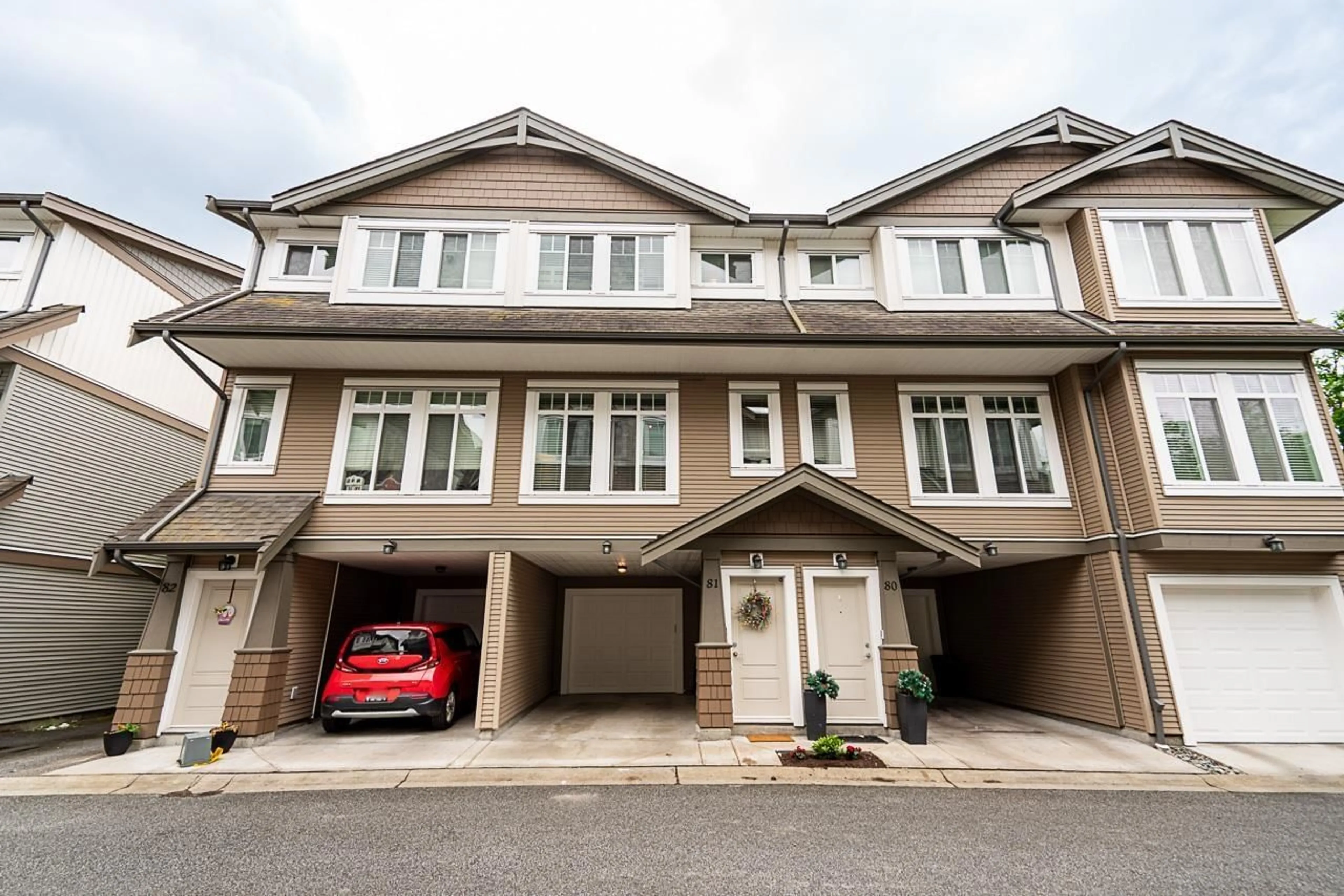 Unknown for 81 - 8250 209B STREET, Langley British Columbia V2Y0J7