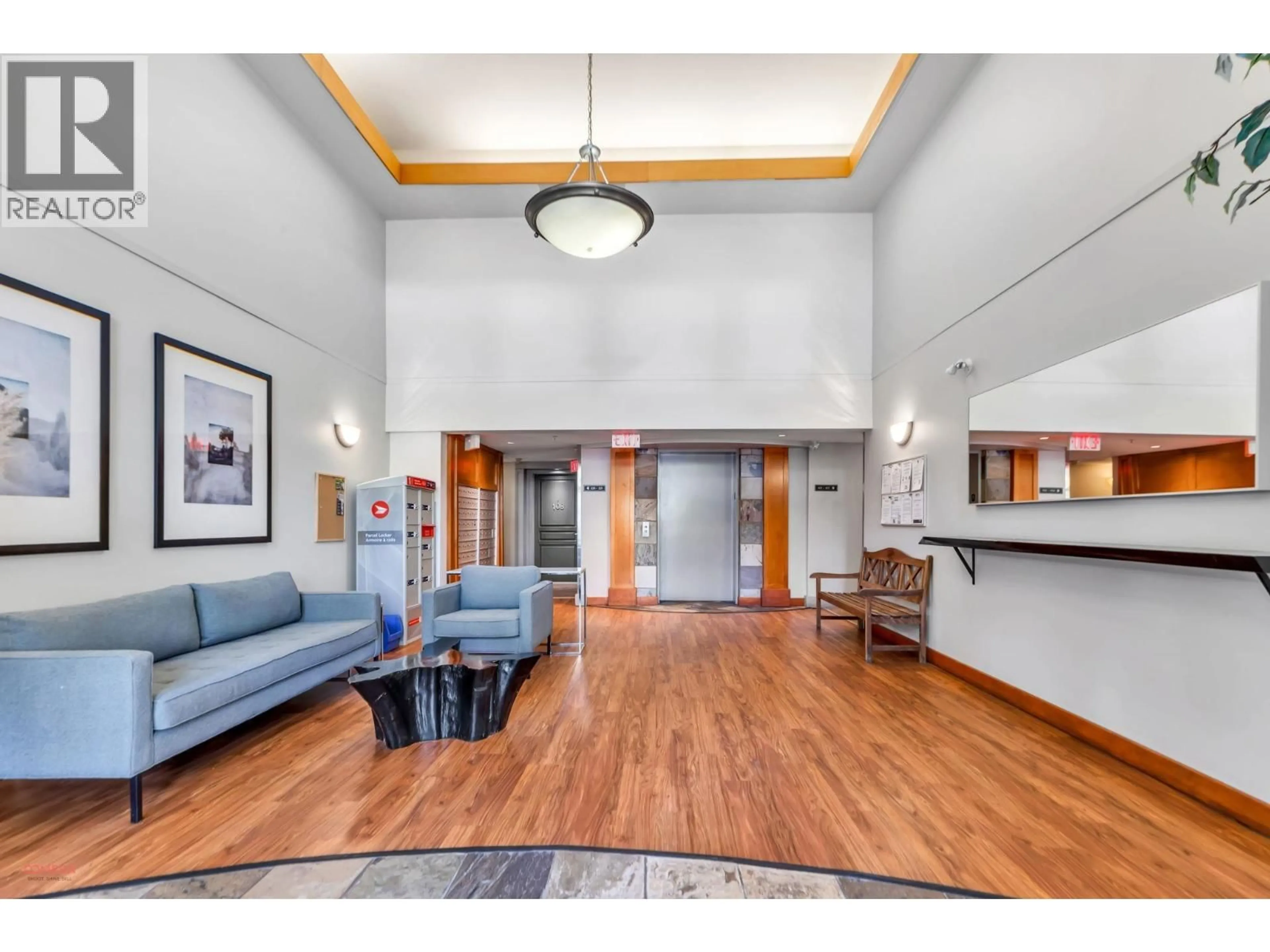 Lobby for 208 - 333 1ST STREET, North Vancouver British Columbia V7L4W9
