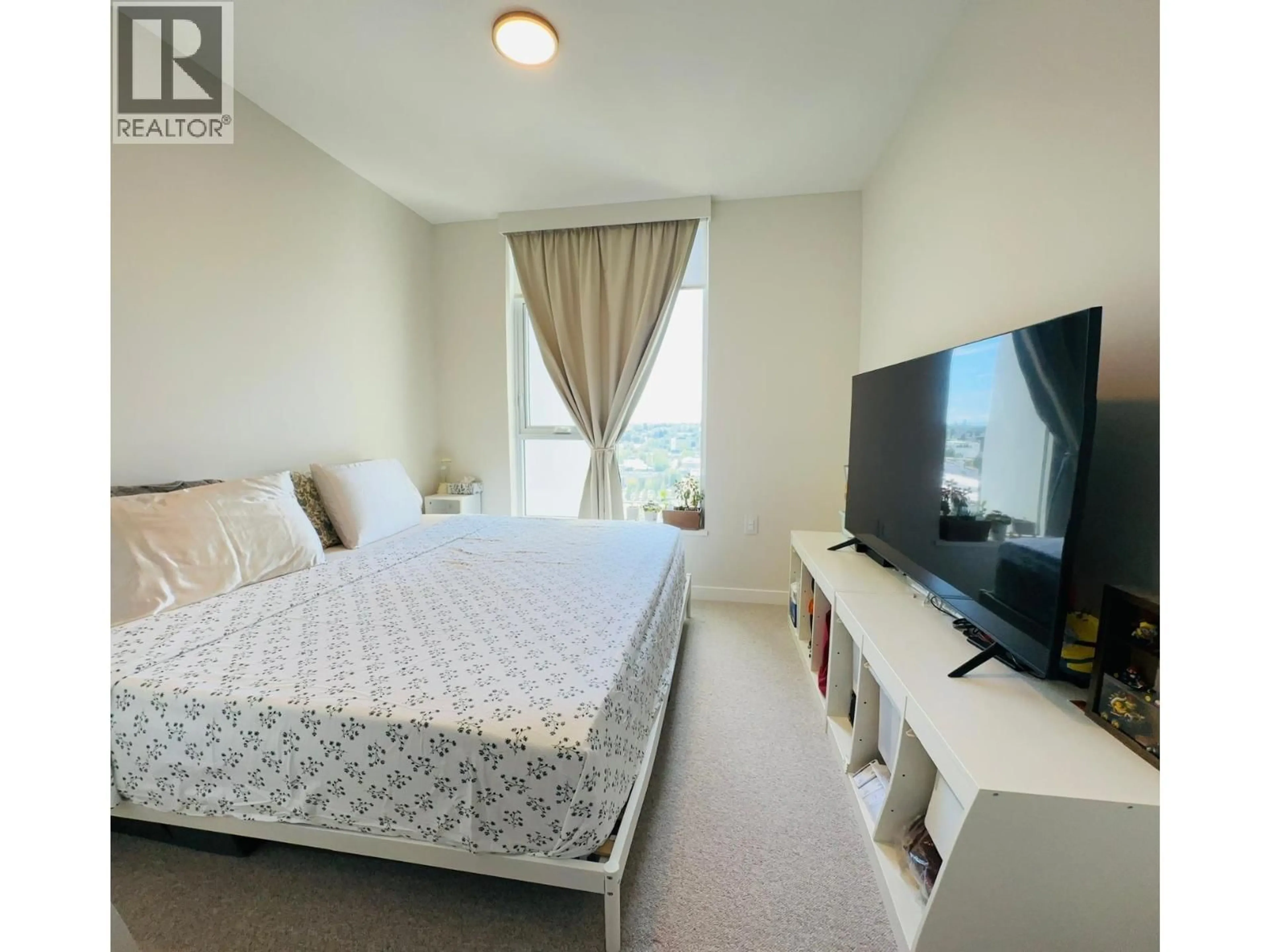 Unknown for 1703 - 2186 GILMORE AVENUE, Burnaby British Columbia V5C0N7
