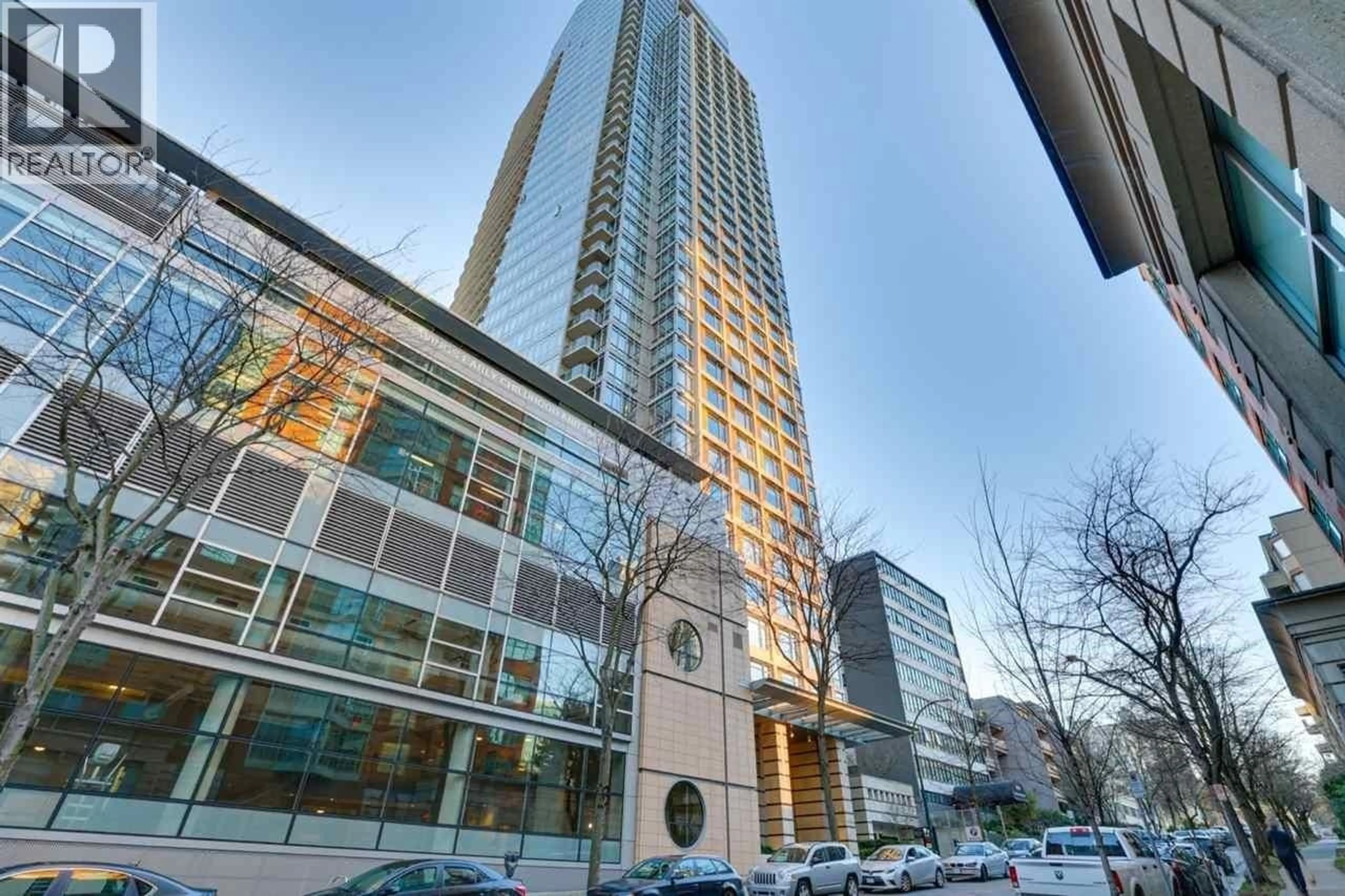 Indoor foyer for 603 - 1028 BARCLAY STREET, Vancouver British Columbia V6E0B1