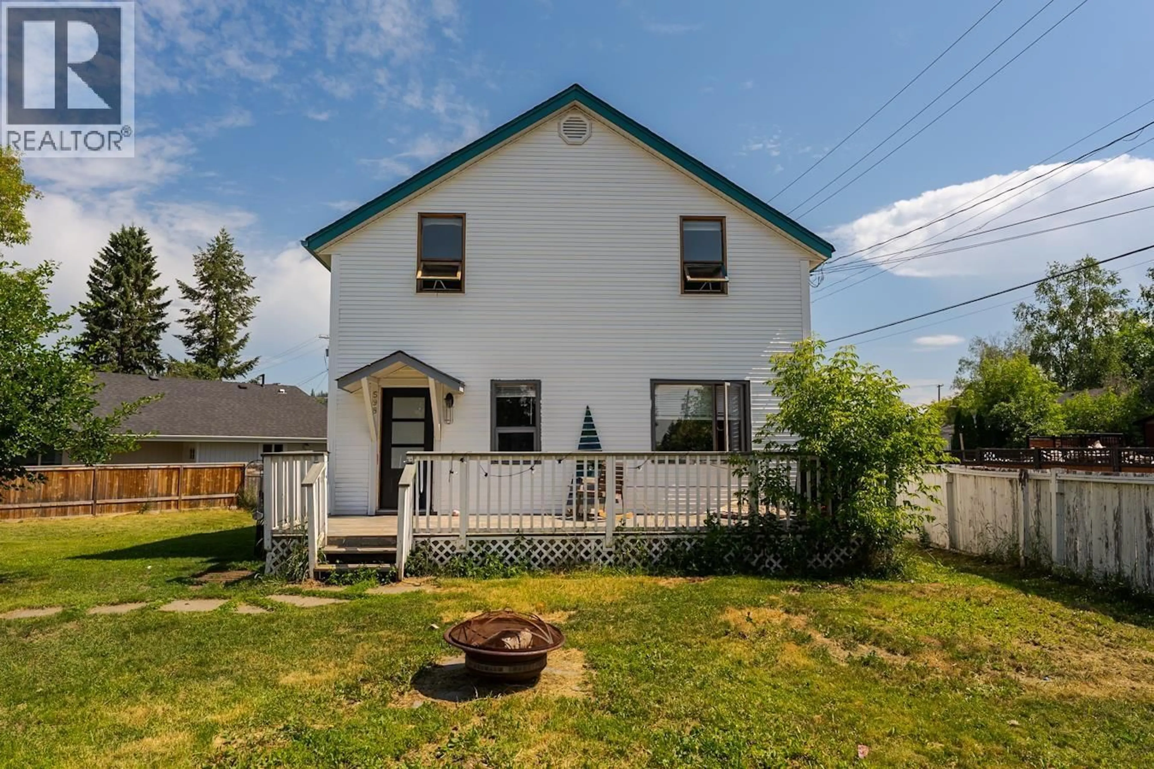 A pic from outside/outdoor area/front of a property/back of a property/a pic from drone, street for 598 WATROUS STREET, Prince George British Columbia V2M2B9