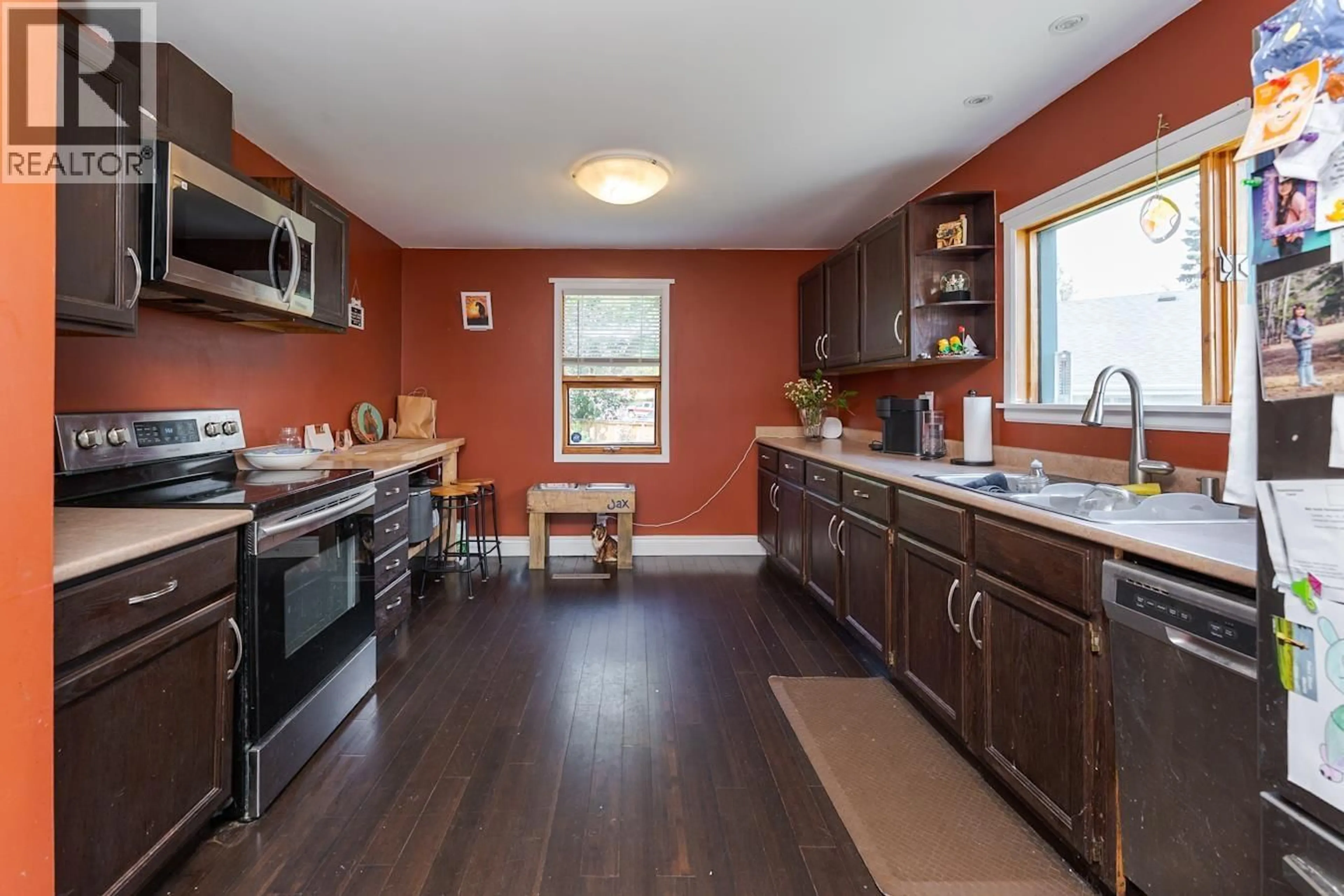 Open concept kitchen, unknown for 598 WATROUS STREET, Prince George British Columbia V2M2B9