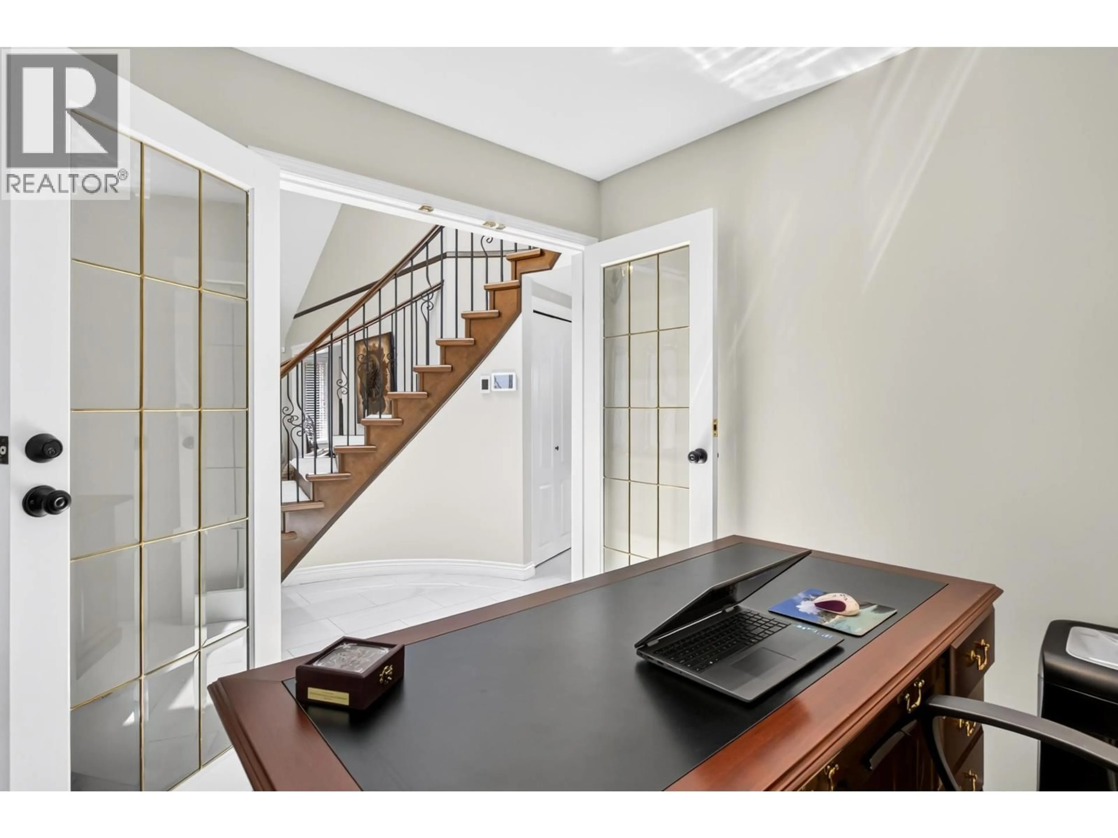 Indoor entryway for 11845 190TH STREET, Pitt Meadows British Columbia V3Y2L2
