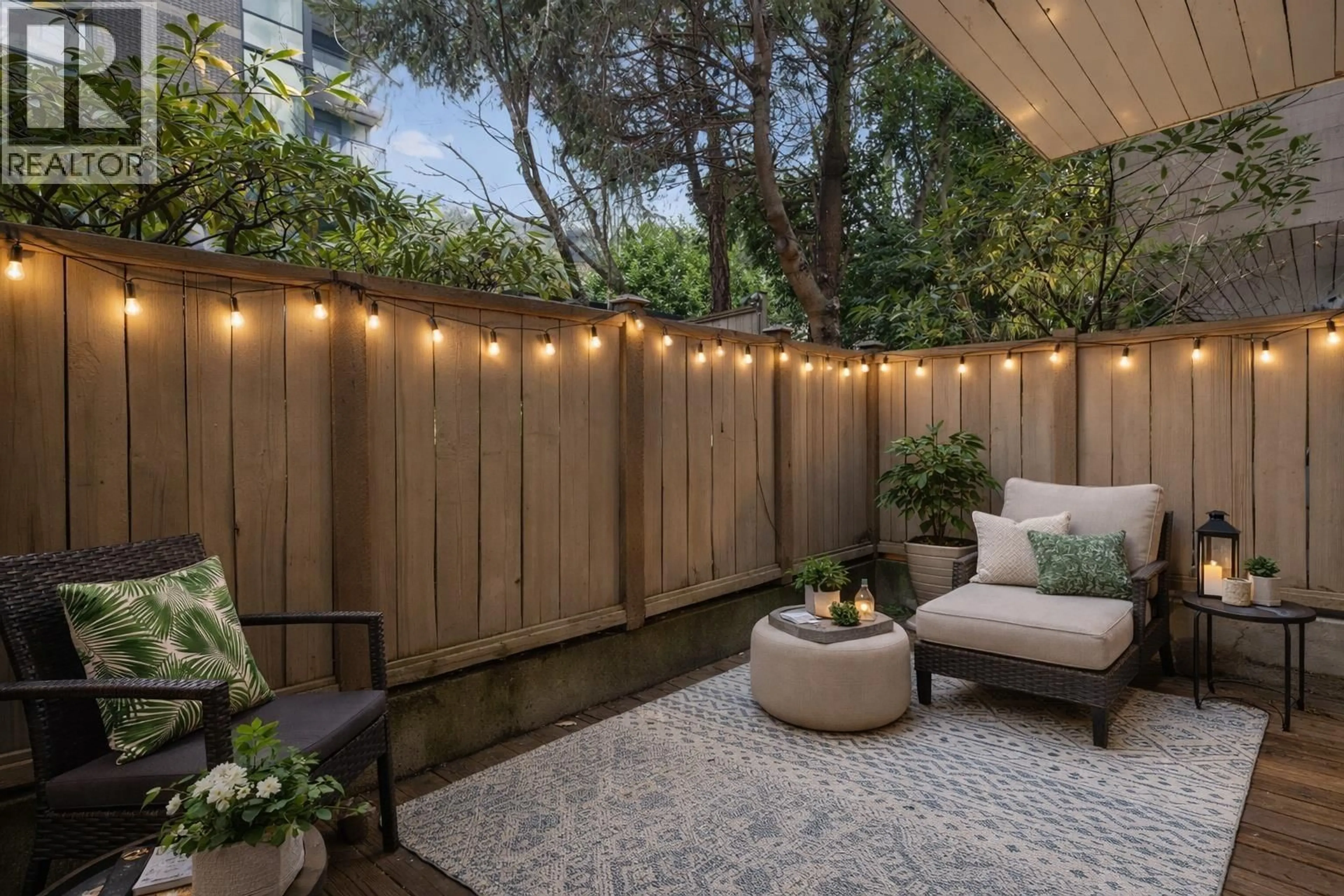 Patio, street for 107 - 350 5TH AVENUE, Vancouver British Columbia V5T1H4