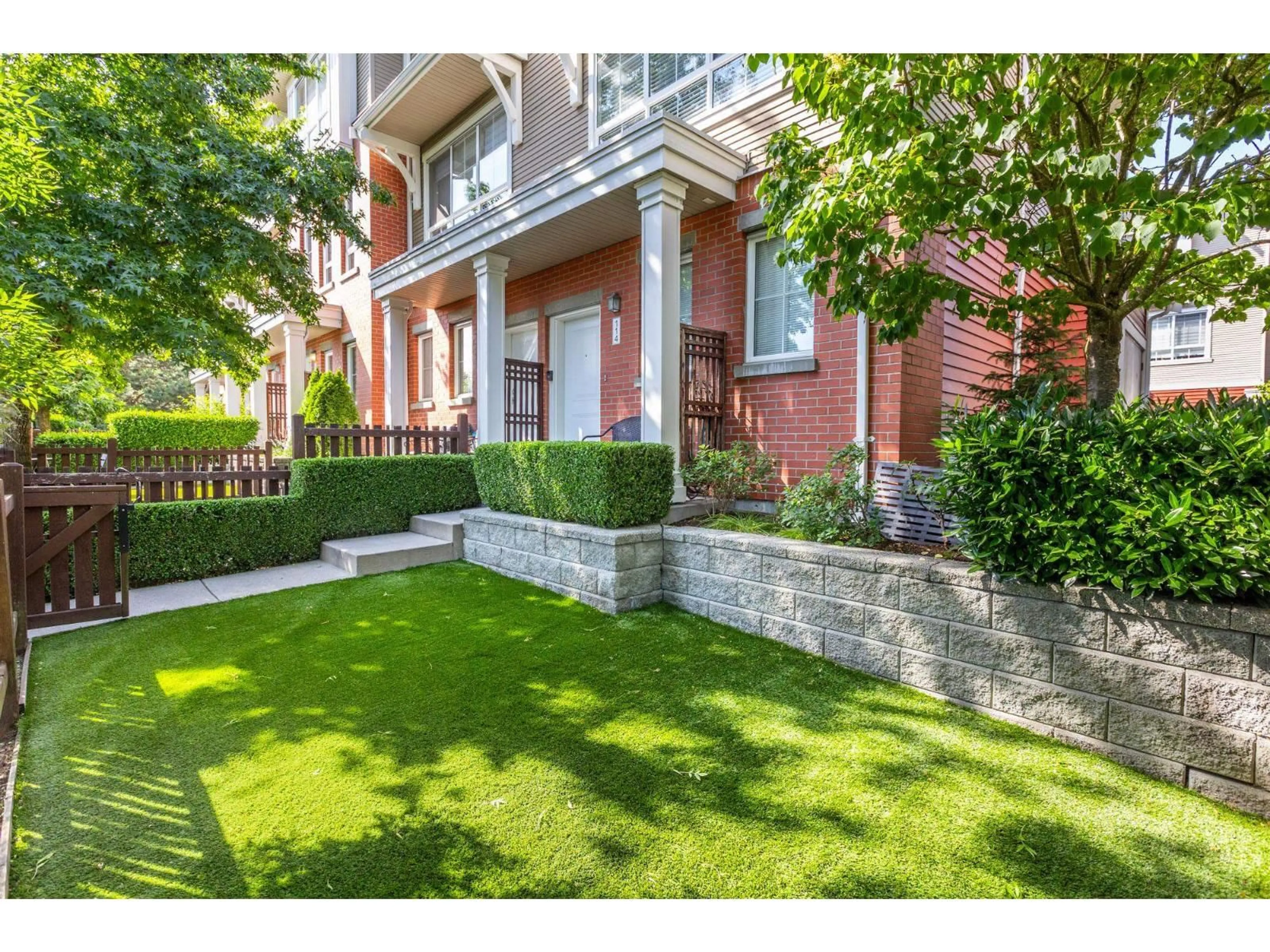 Unknown for 114 - 19505 68A AVENUE, Surrey British Columbia V4N6K3