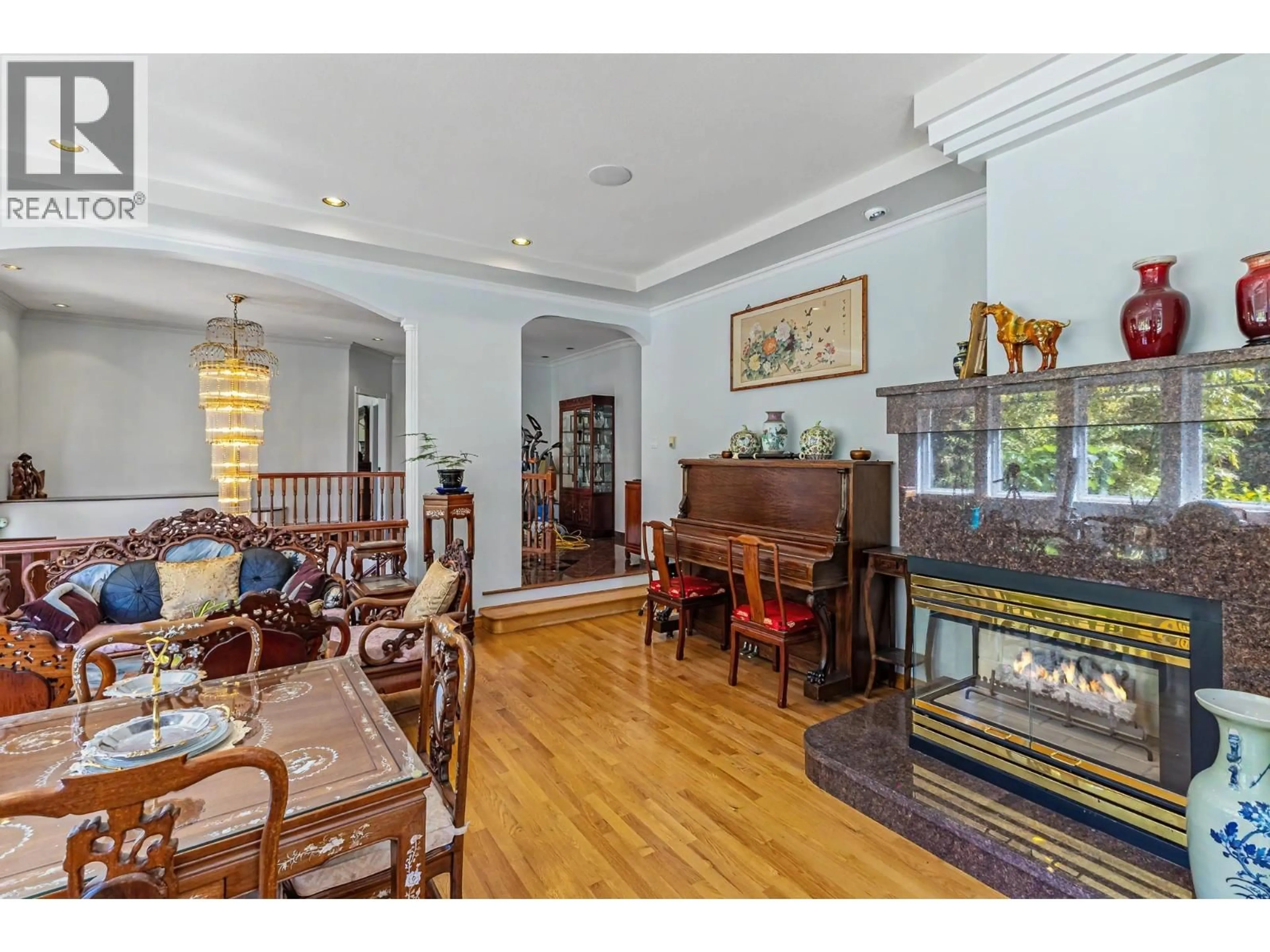 Dining room, unknown for 731 GATENSBURY STREET, Coquitlam British Columbia V3J5H3