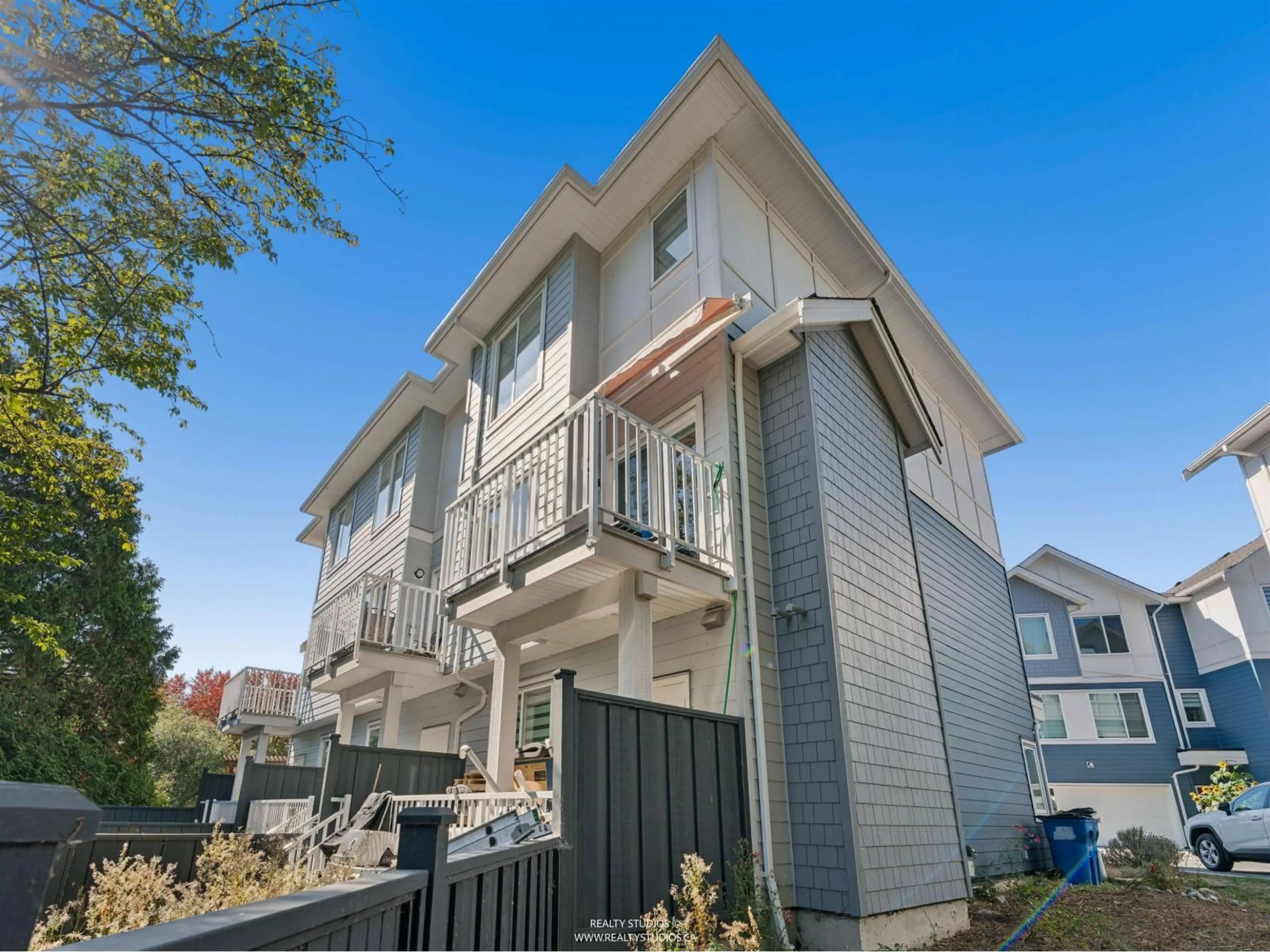 Home with vinyl exterior material, street for 8 - 19330 FAIRWAY DRIVE, Surrey British Columbia V3S0B7
