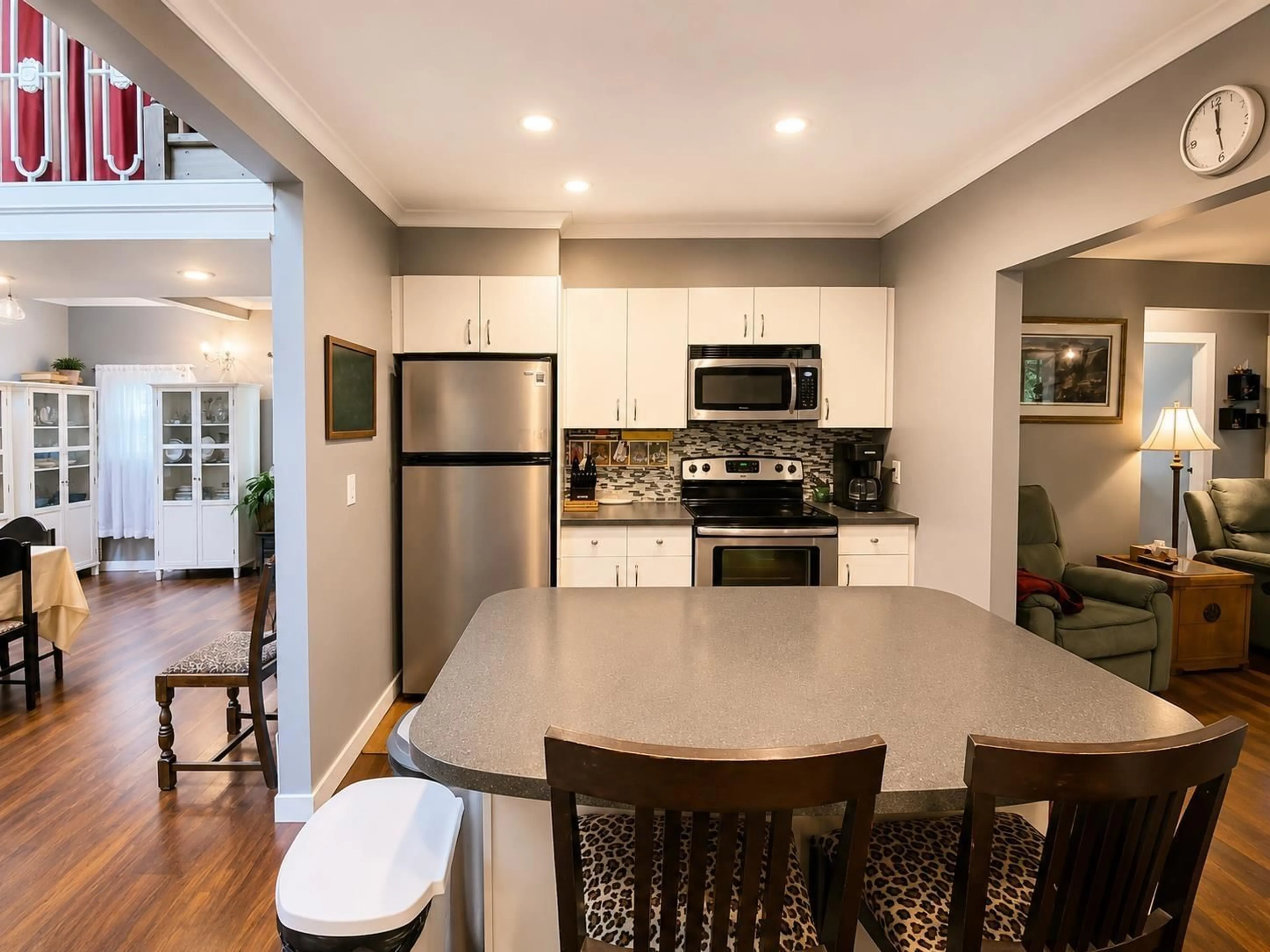 Open concept kitchen, unknown for 46031 CLEVELAND AVENUE, Chilliwack British Columbia V2P2W9