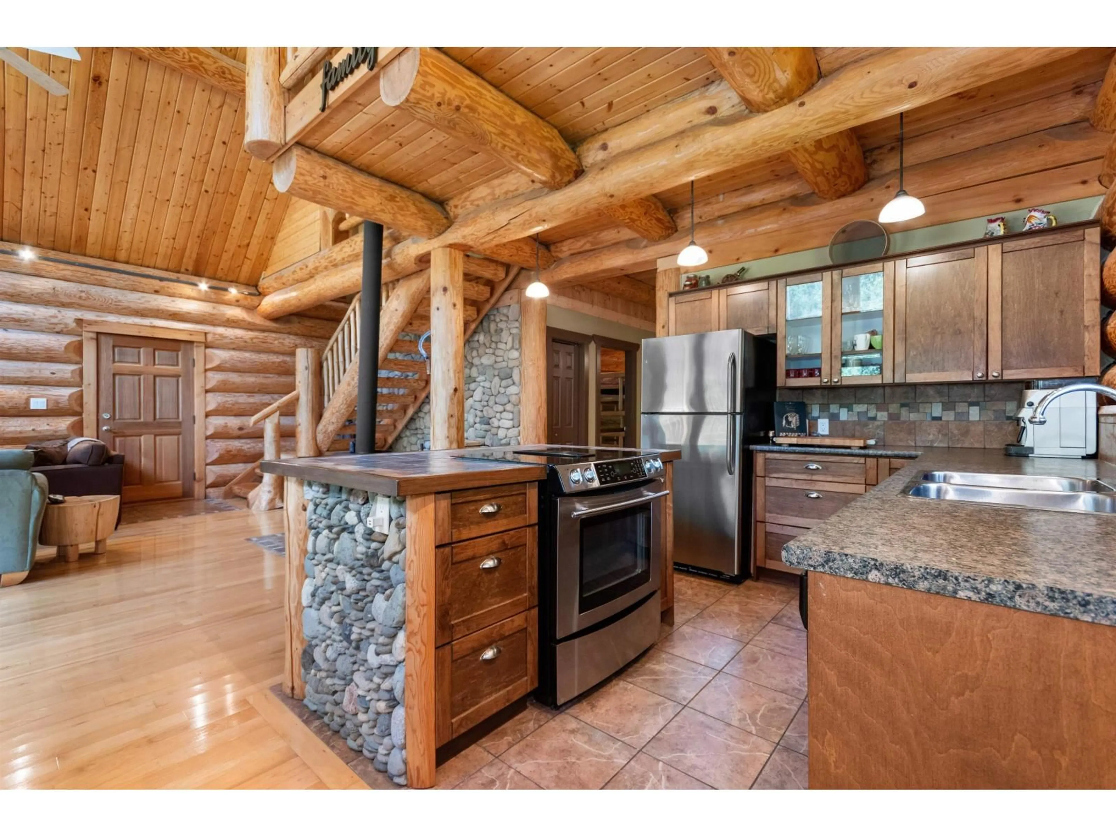 Rustic kitchen, unknown for A22 - 14581 ALPINE BOULEVARD, Hope British Columbia V0X1L5