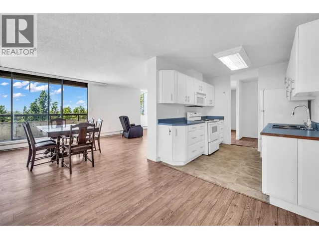 1104 - 3737 BARTLETT COURT, Burnaby 4