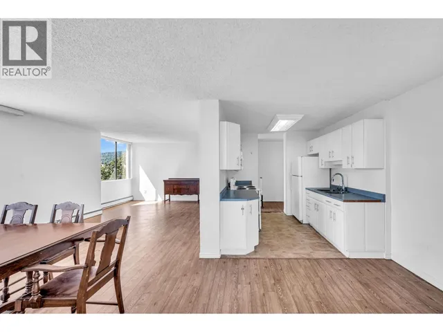 1104 - 3737 BARTLETT COURT, Burnaby 5
