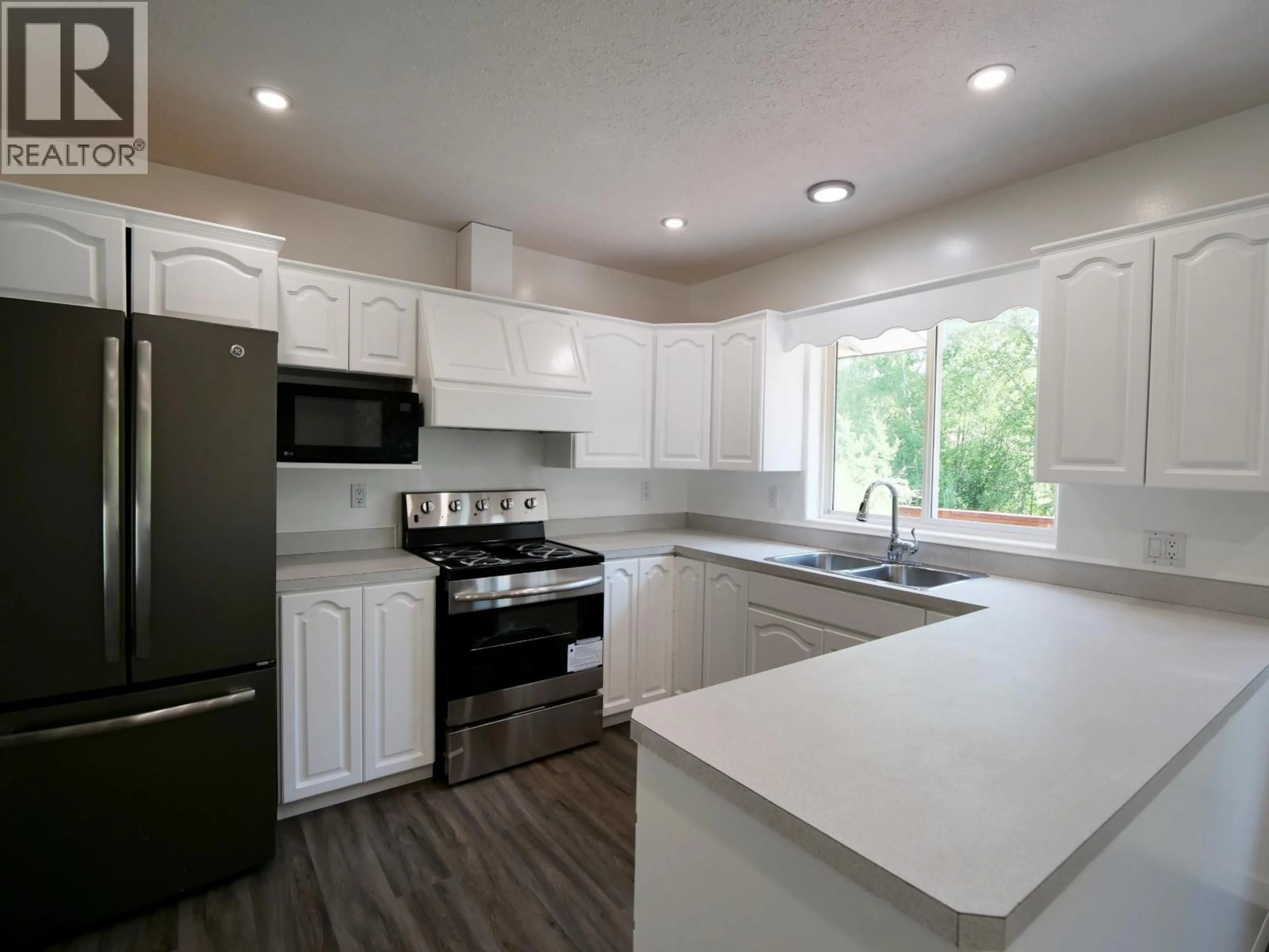 Open concept kitchen, unknown for 234 GIESBRECHT ROAD, Quesnel British Columbia V2J5E8