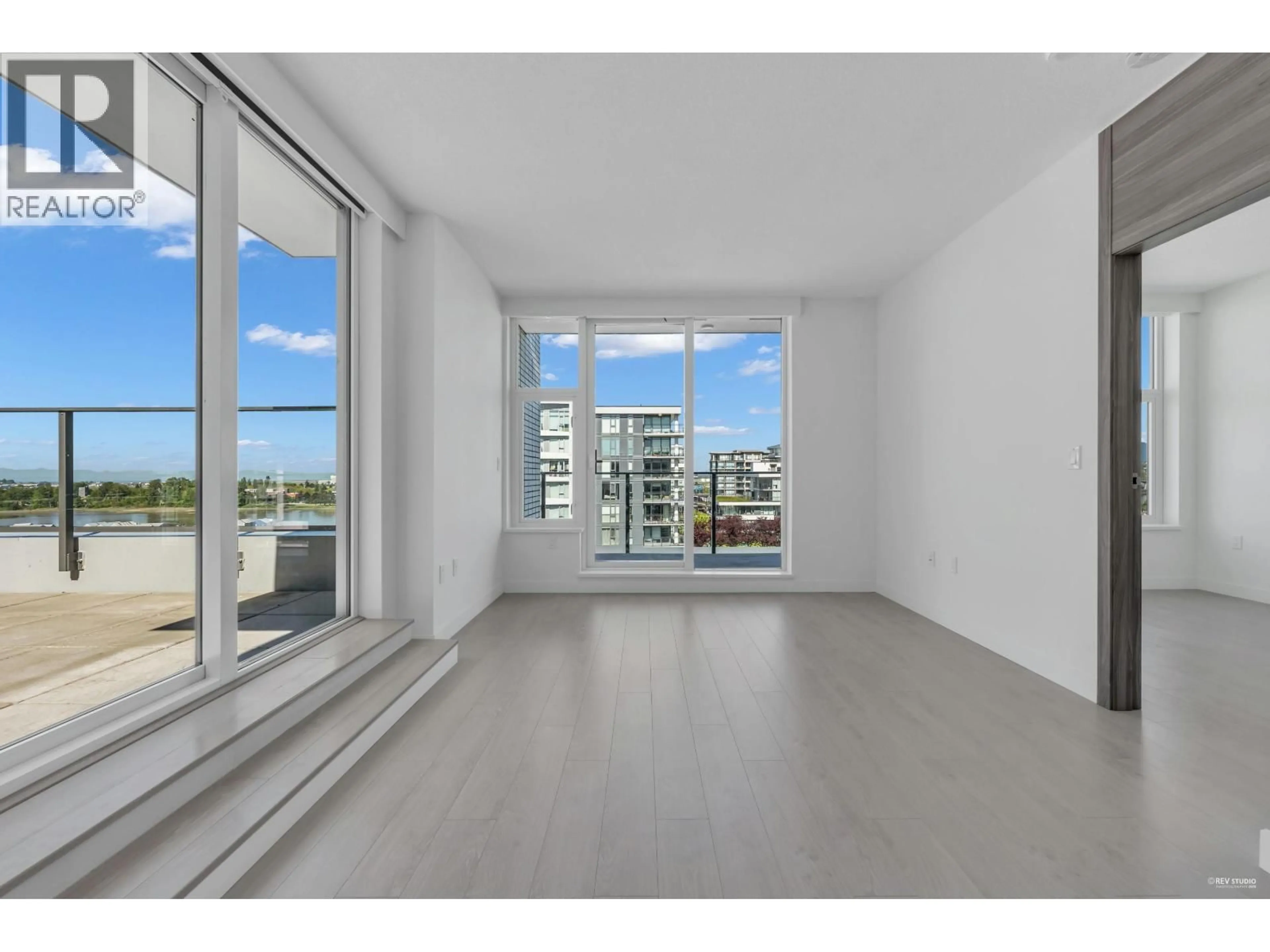 A pic of a room for 1231 - 3328 NO. 3 ROAD, Richmond British Columbia V6X0X1