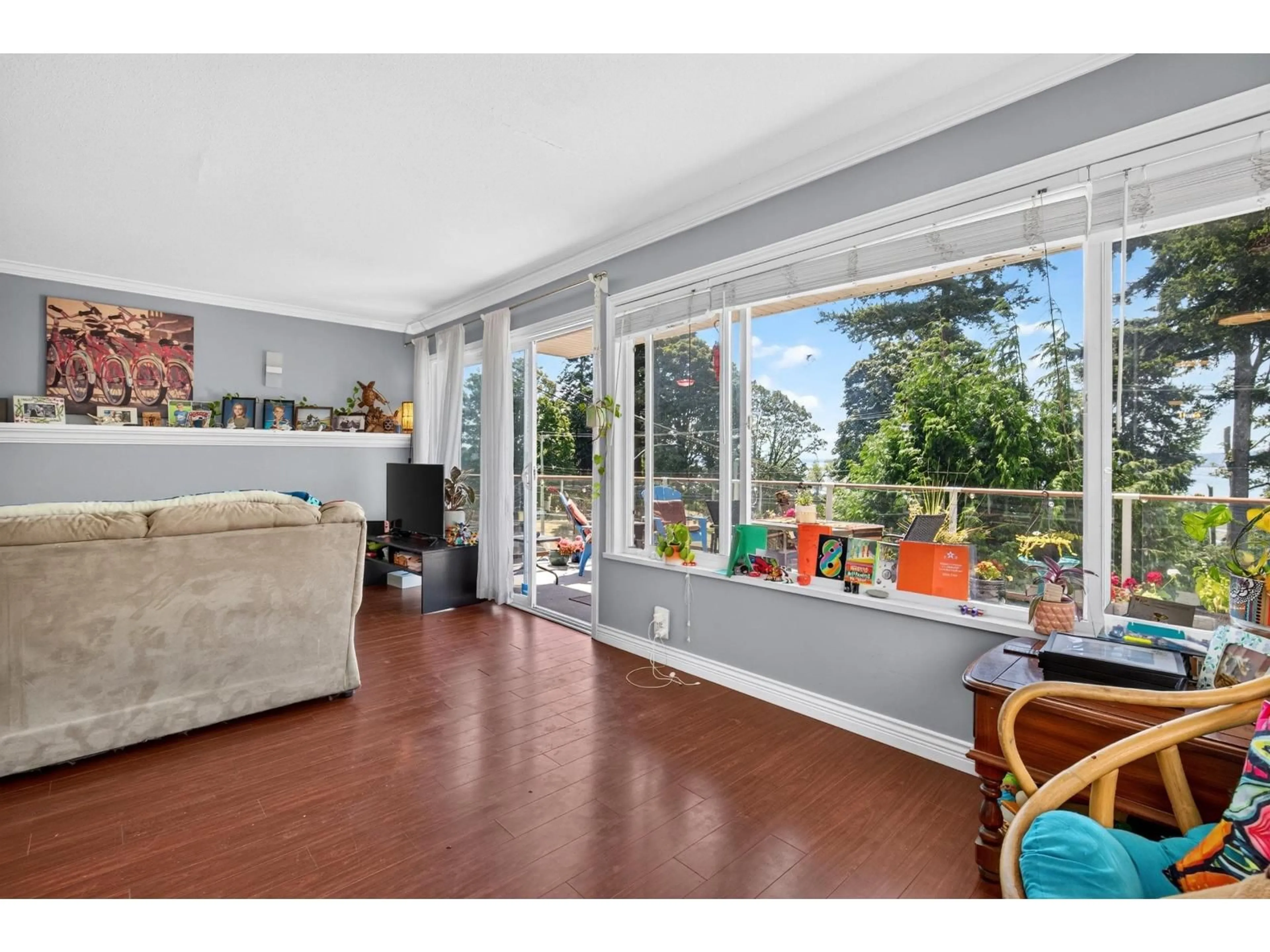 Unknown for 15667 MARINE DRIVE, White Rock British Columbia V4B1E3