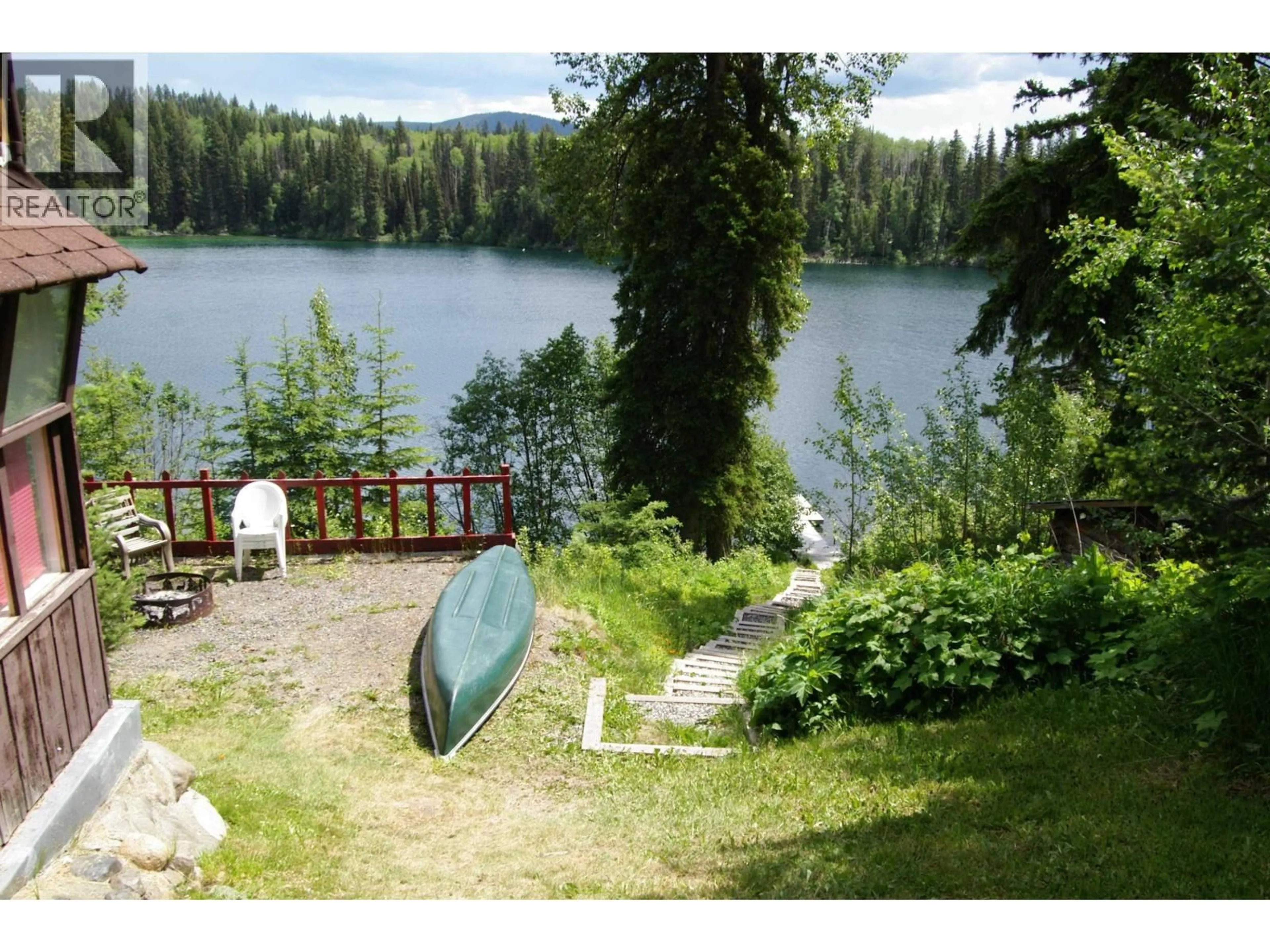 Patio, water/lake/river/ocean view for 5889 MAHOOD LAKE ROAD, Lone Butte British Columbia V0K1X3