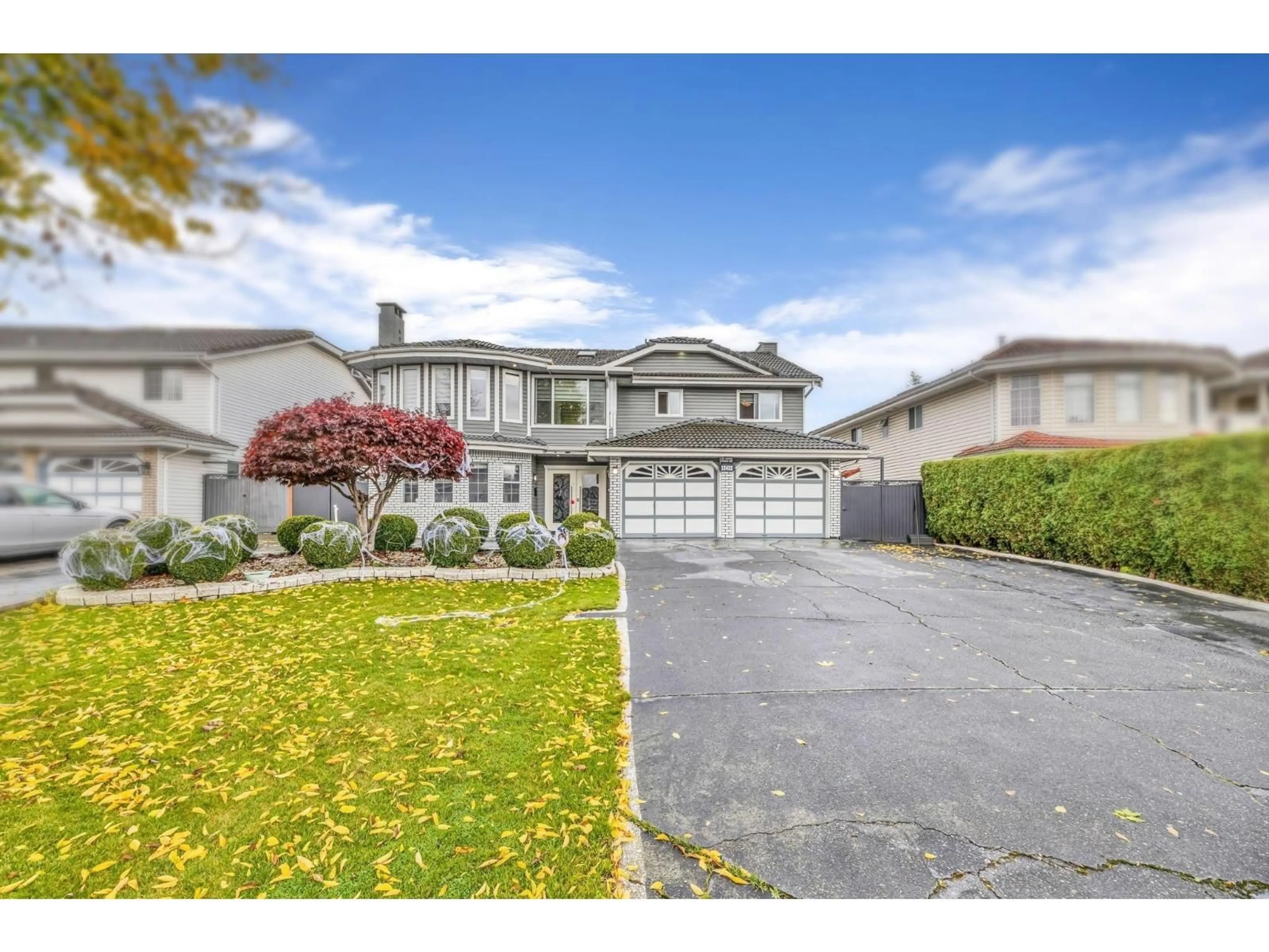 Home with vinyl exterior material, street for 12432 75 AVENUE, Surrey British Columbia V3W0R5