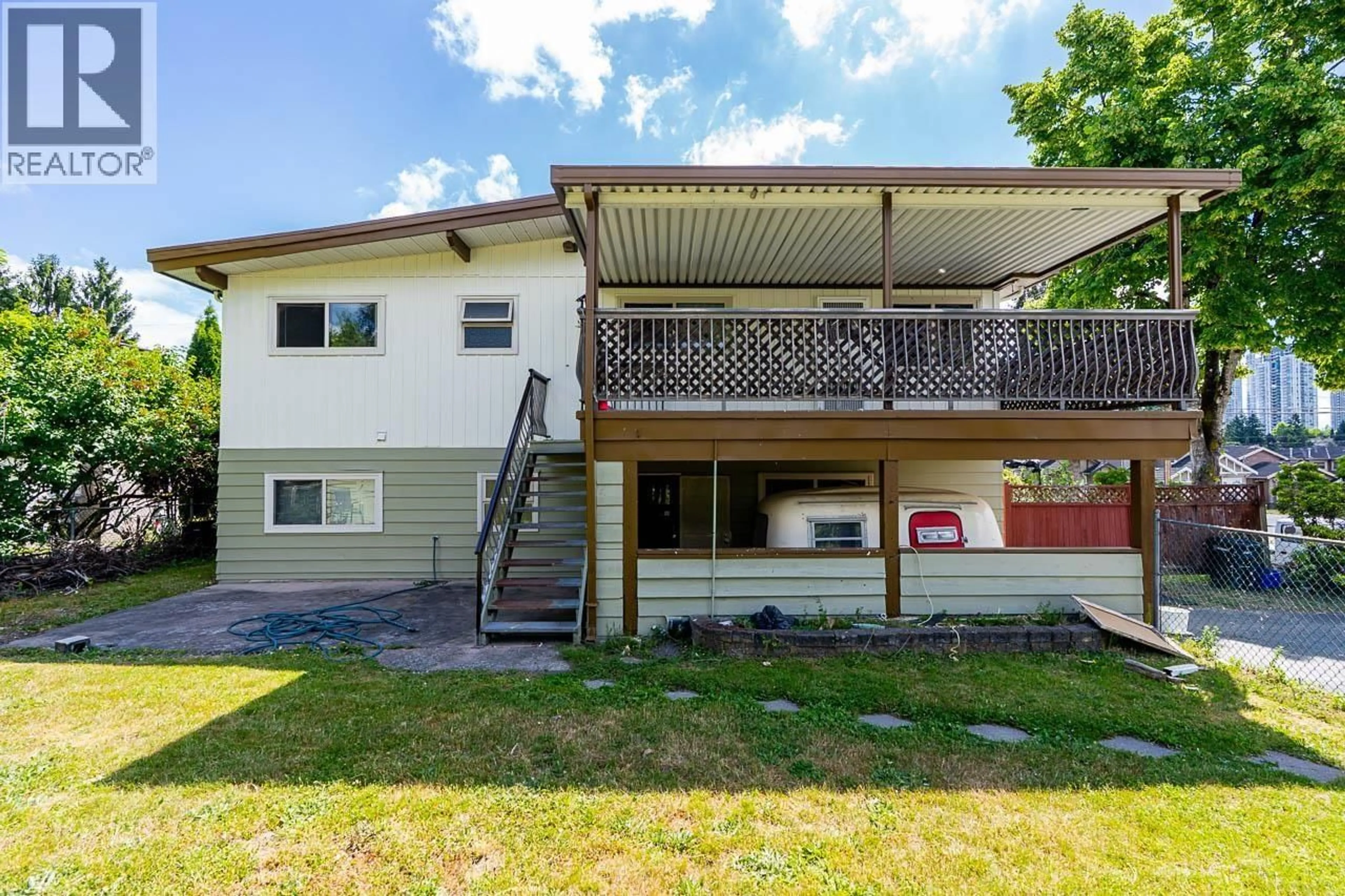 Unknown for 5089 INMAN AVENUE, Burnaby British Columbia V5G2Y7