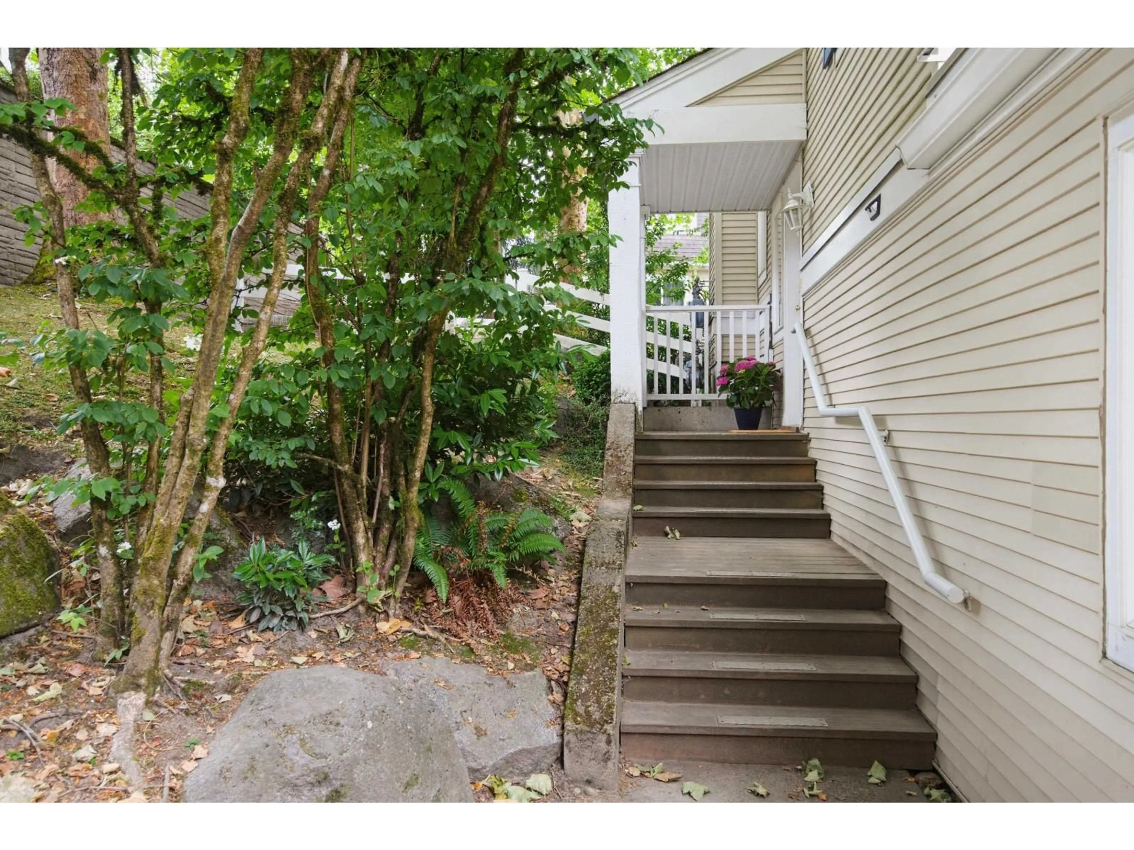 Patio, street for 35 - 8930 WALNUT GROVE DRIVE, Langley British Columbia V1M3K2
