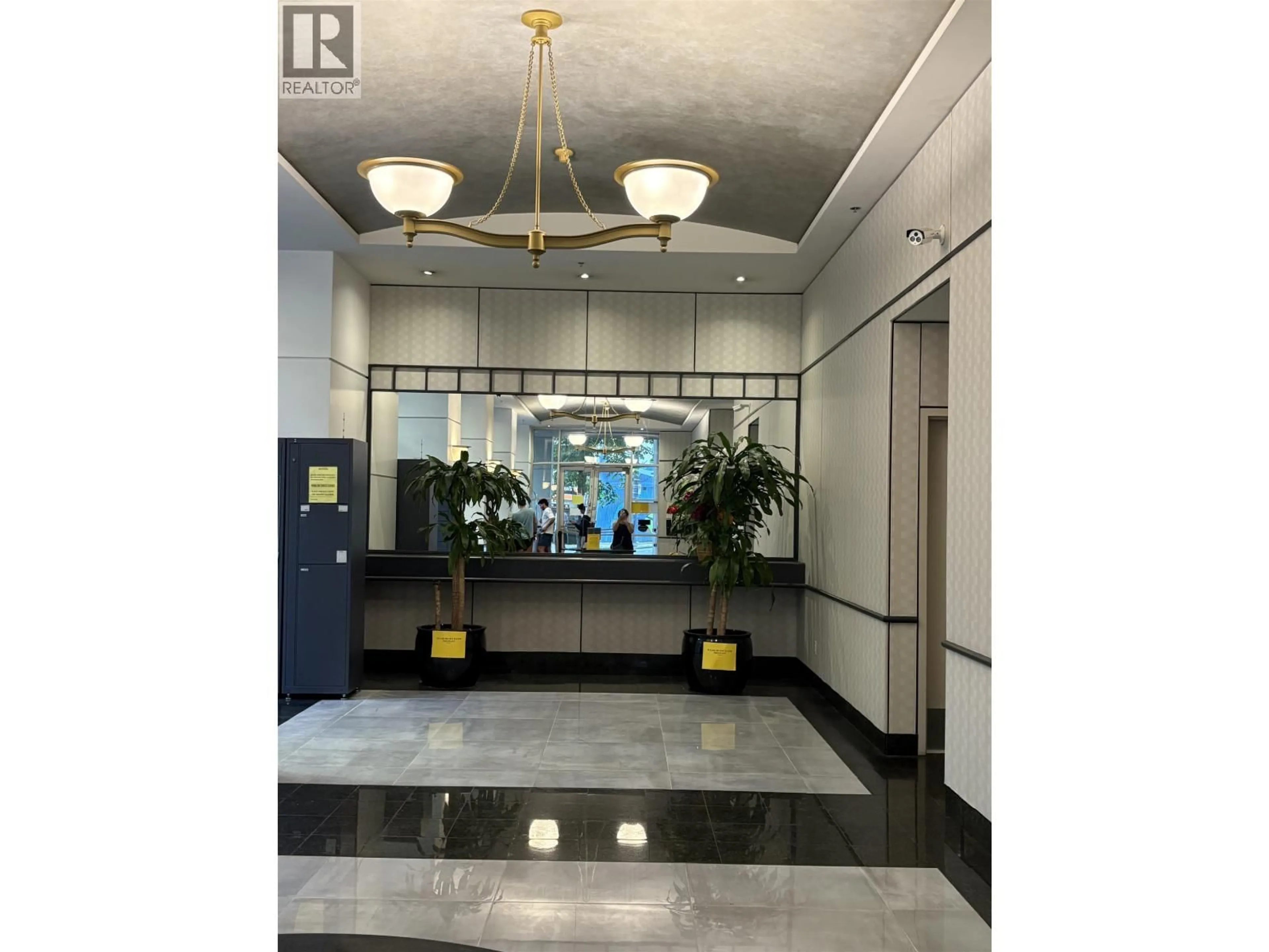 Indoor foyer for 2308 - 438 SEYMOUR STREET, Vancouver British Columbia V6B6H4