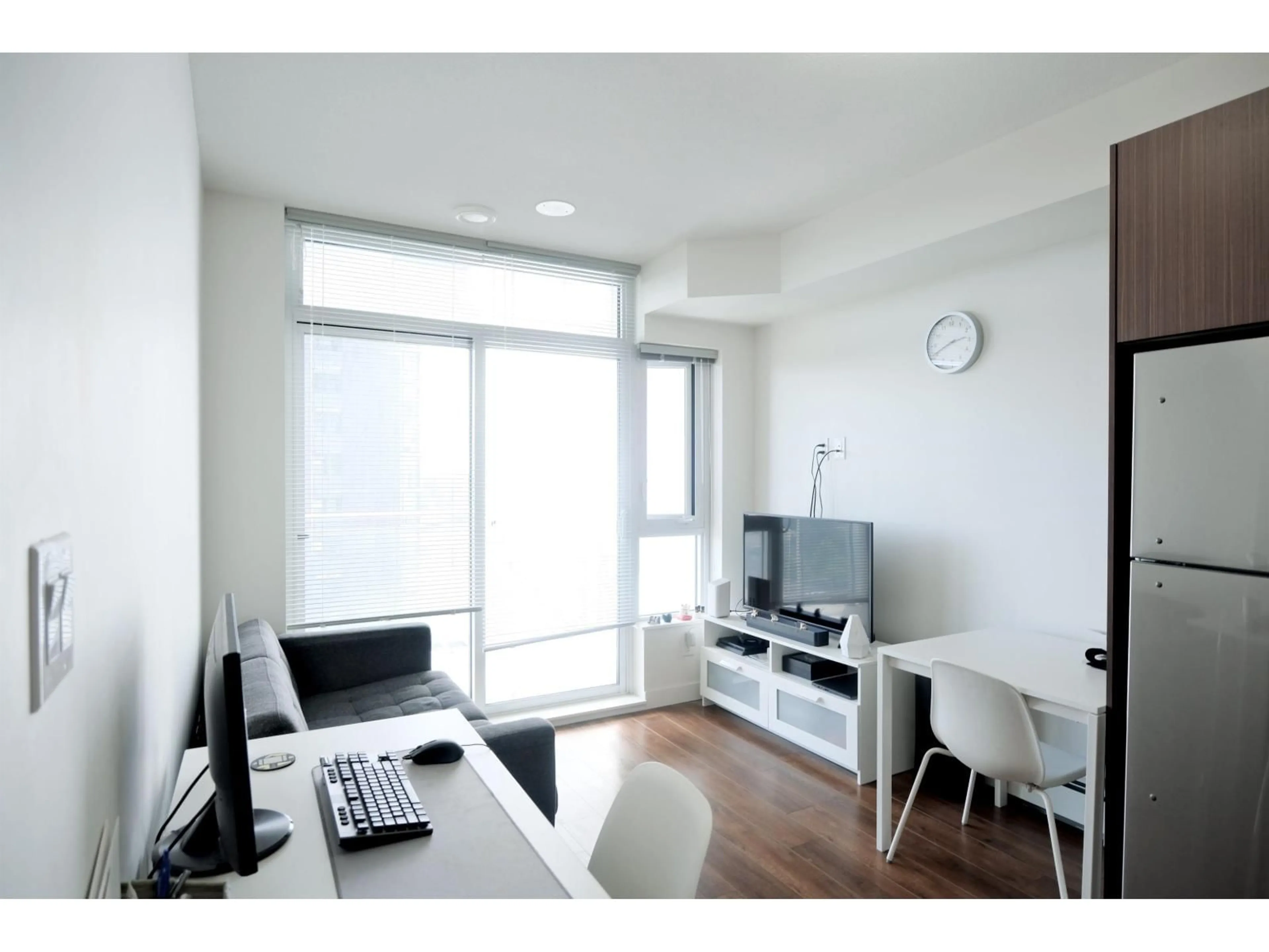 A pic of a room for 904 - 13308 CENTRAL AVENUE, Surrey British Columbia V3T0M4