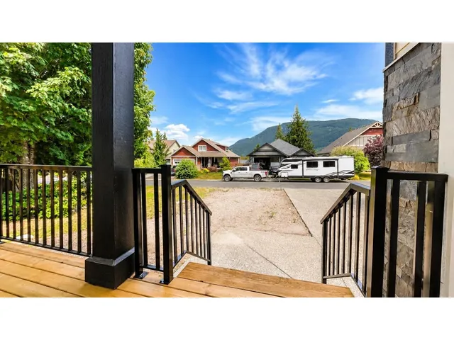25 - 14550 MORRIS VALLEY ROAD, Mission 4