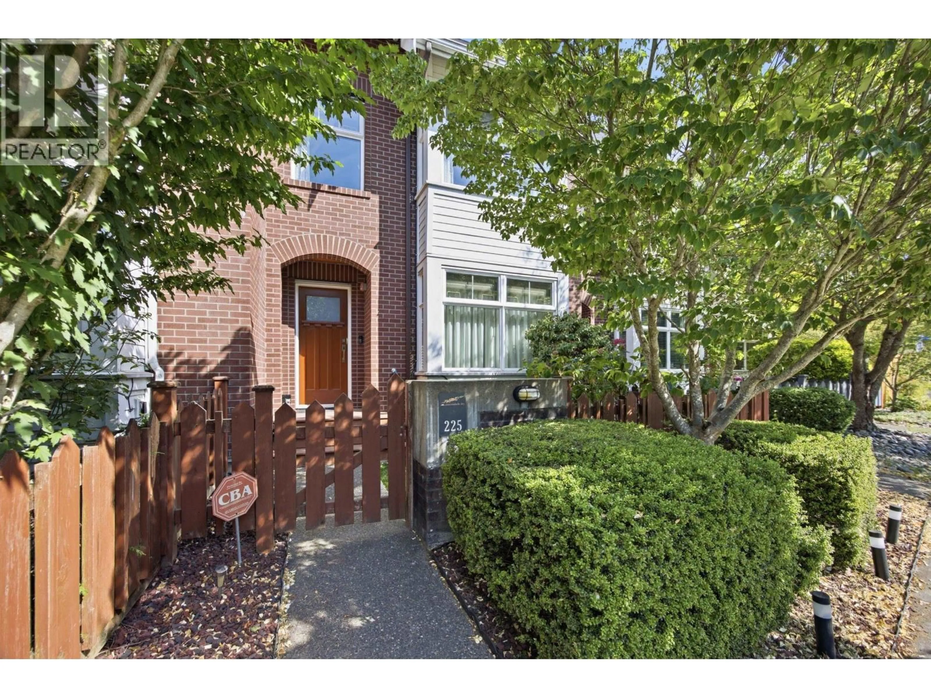Unknown for 225 SALTER STREET, New Westminster British Columbia V3M0E8