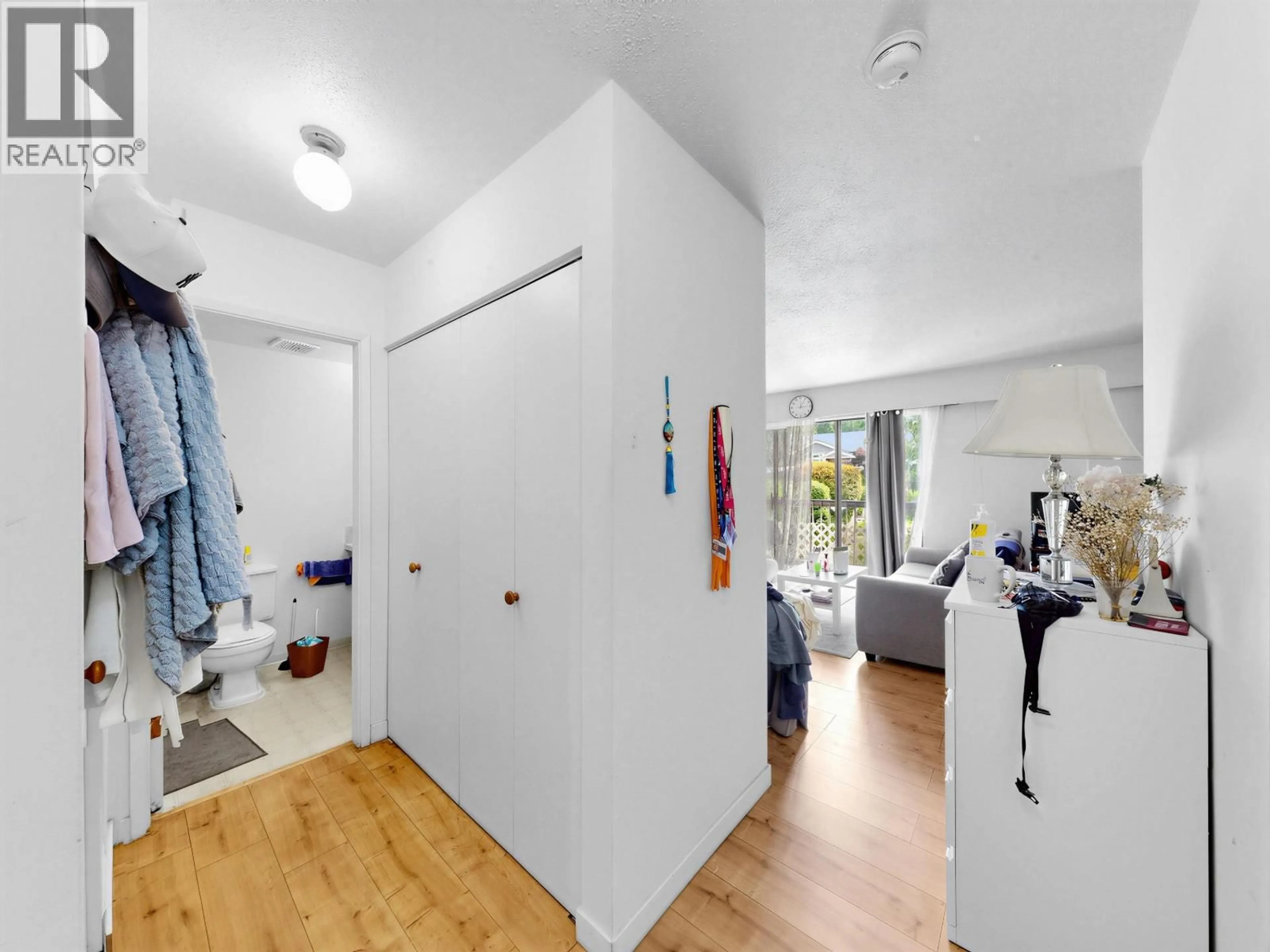 A pic of a room for 201 - 590 WHITING WAY, Coquitlam British Columbia V3J3R9