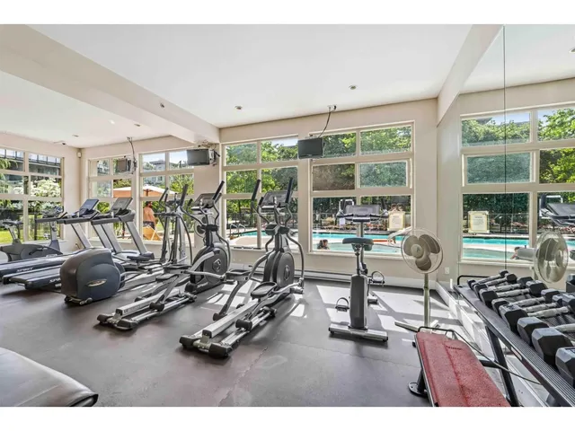 405 - 15385 101A AVENUE, Surrey 4