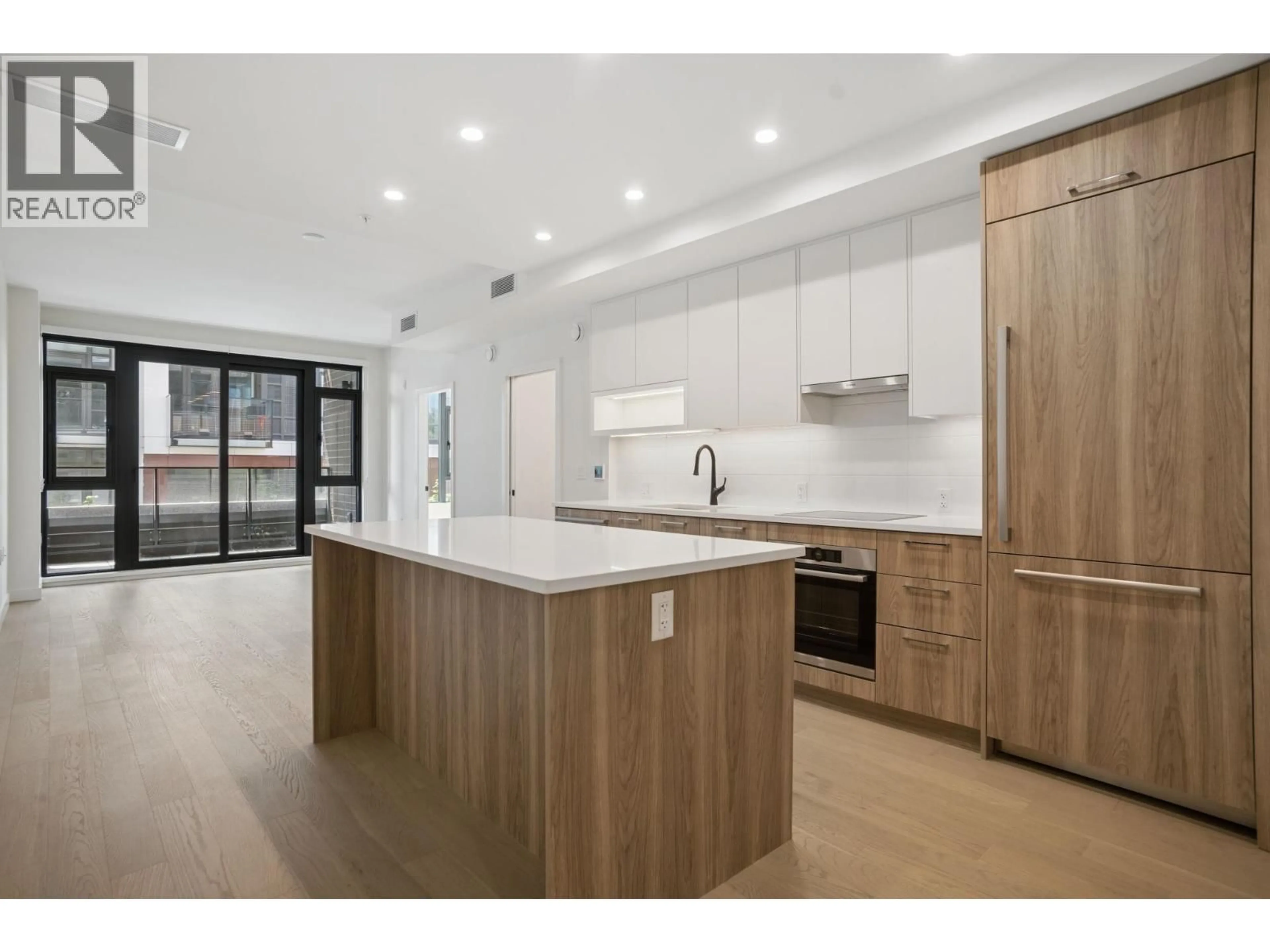 Open concept kitchen, unknown for 504 - 8398 OAK STREET, Vancouver British Columbia V6P0L9