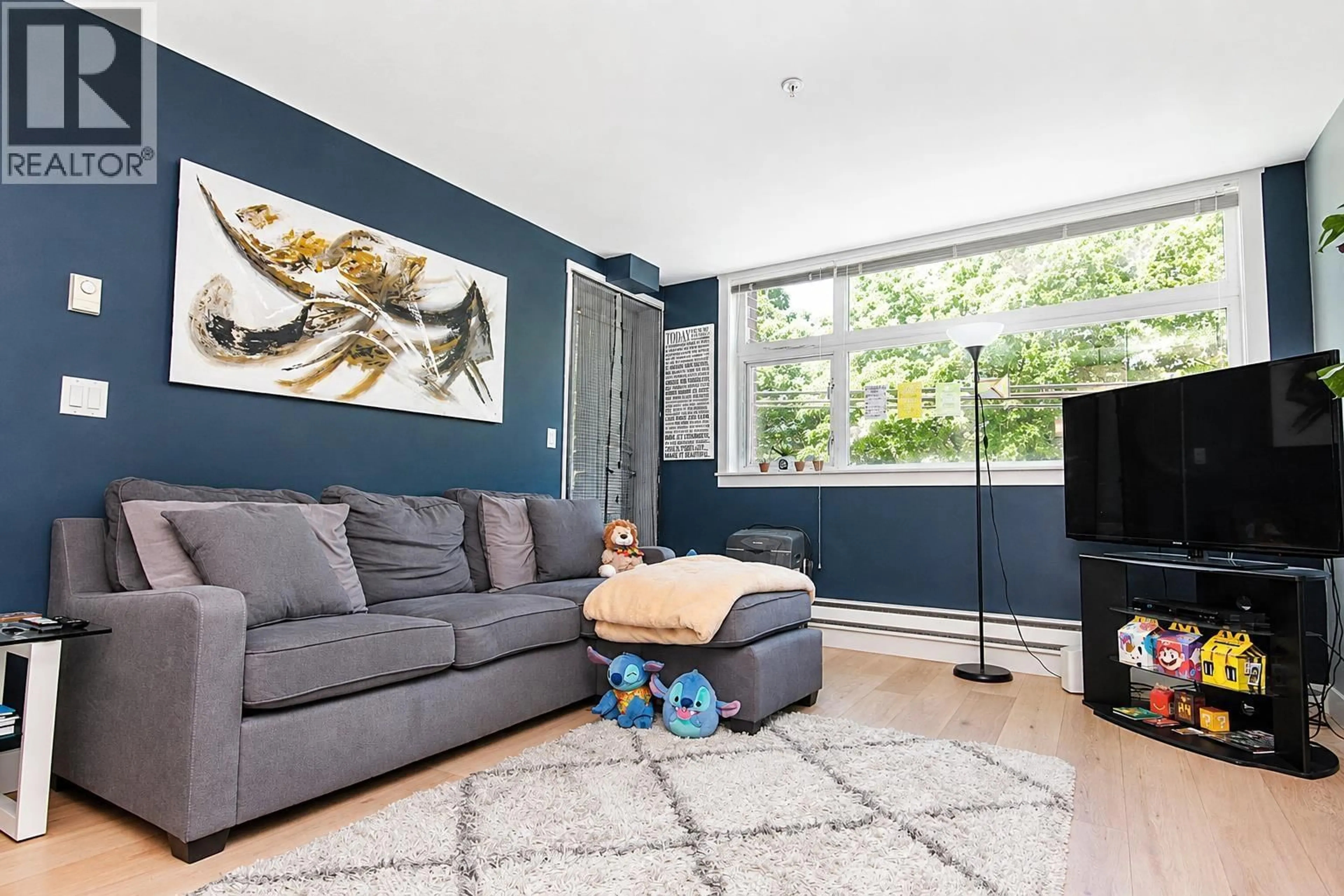 Living room with furniture, unknown for 205 - 5488 CECIL STREET, Vancouver British Columbia V5R4E5