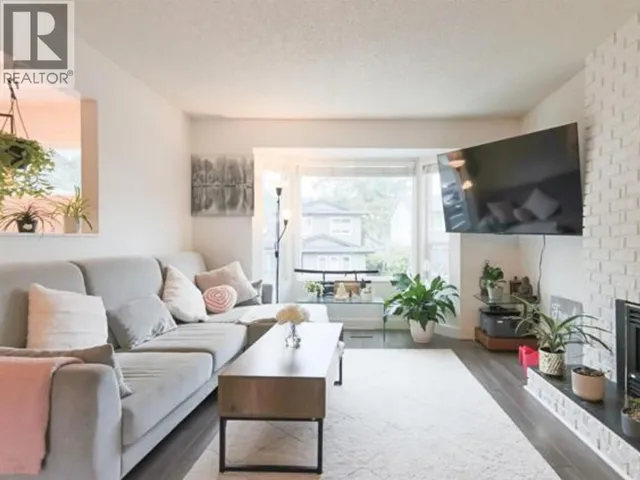 1890 BOW DRIVE, Coquitlam 5