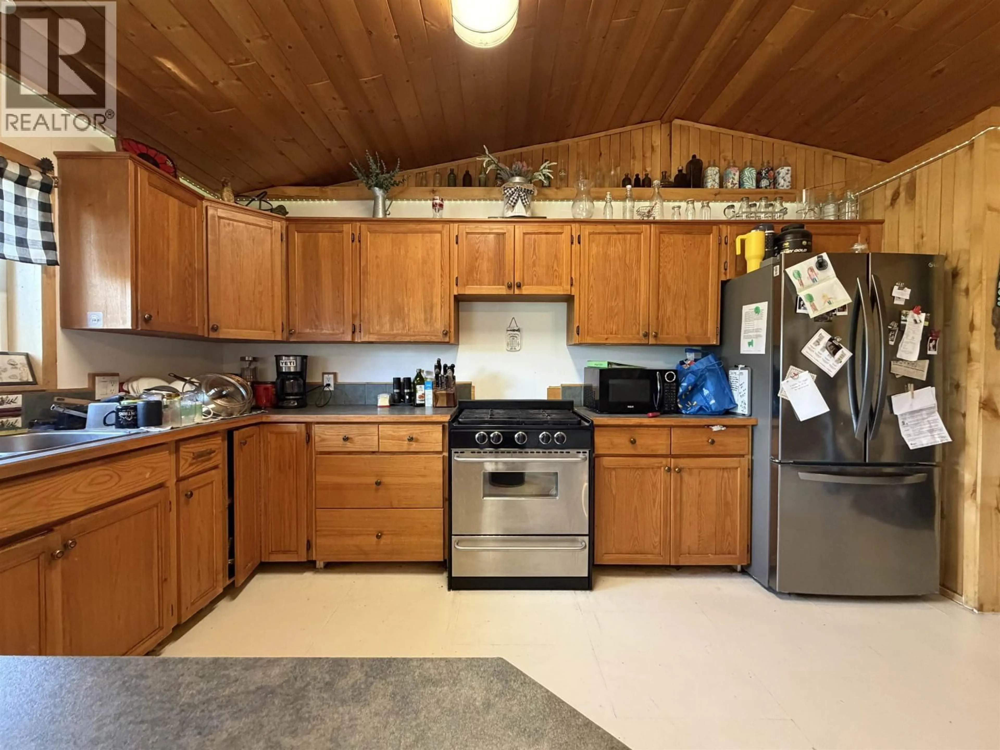 Standard kitchen, unknown for 6481 BLACK CREEK ROAD, Horsefly British Columbia V0L1L0