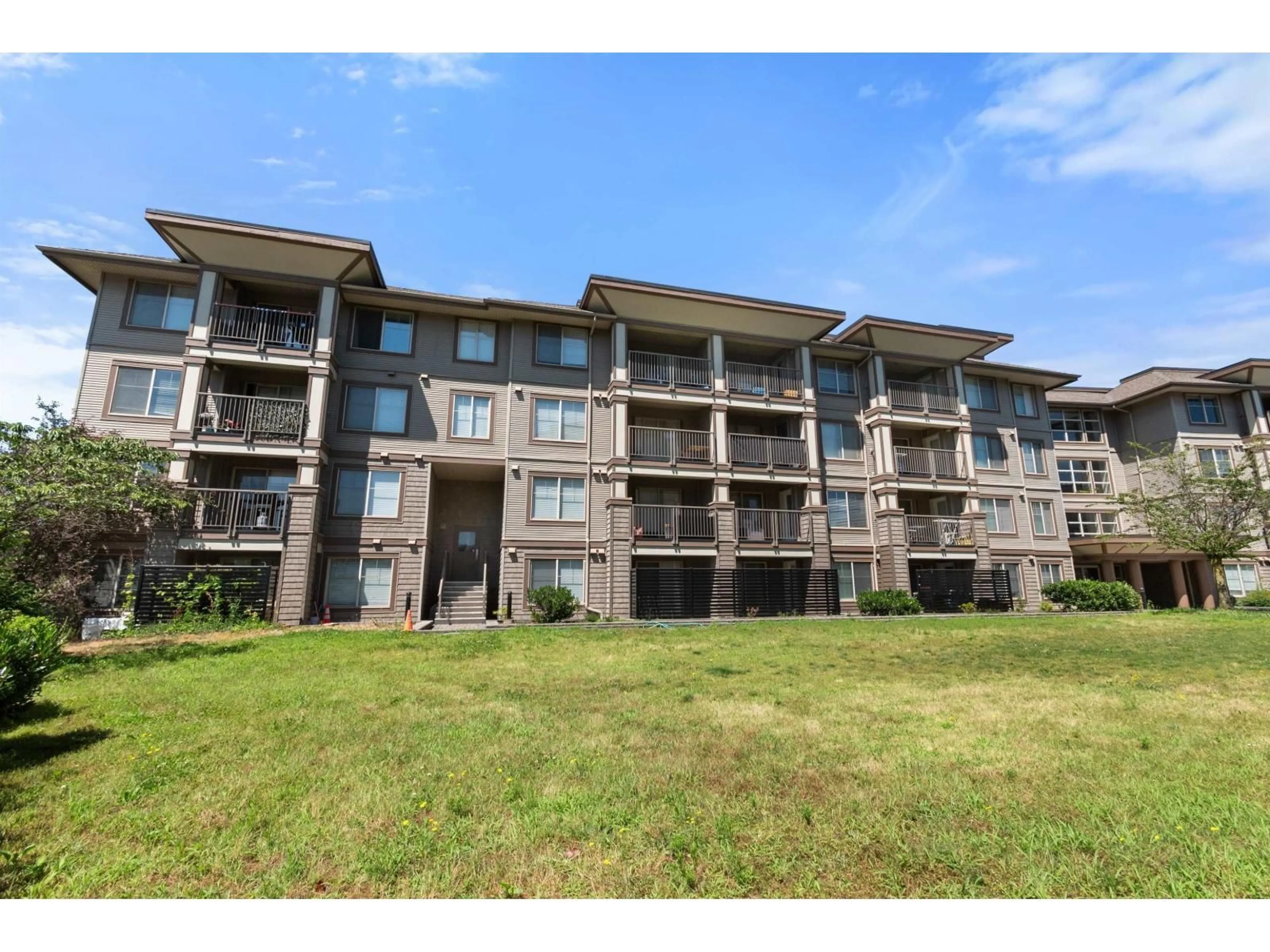 Unknown for 204 - 45559 YALE ROAD, Chilliwack British Columbia V2P0B1