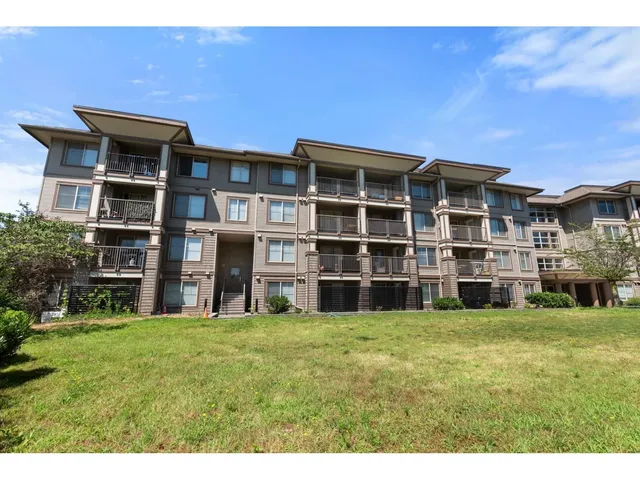 204 - 45559 YALE ROAD, Chilliwack 2