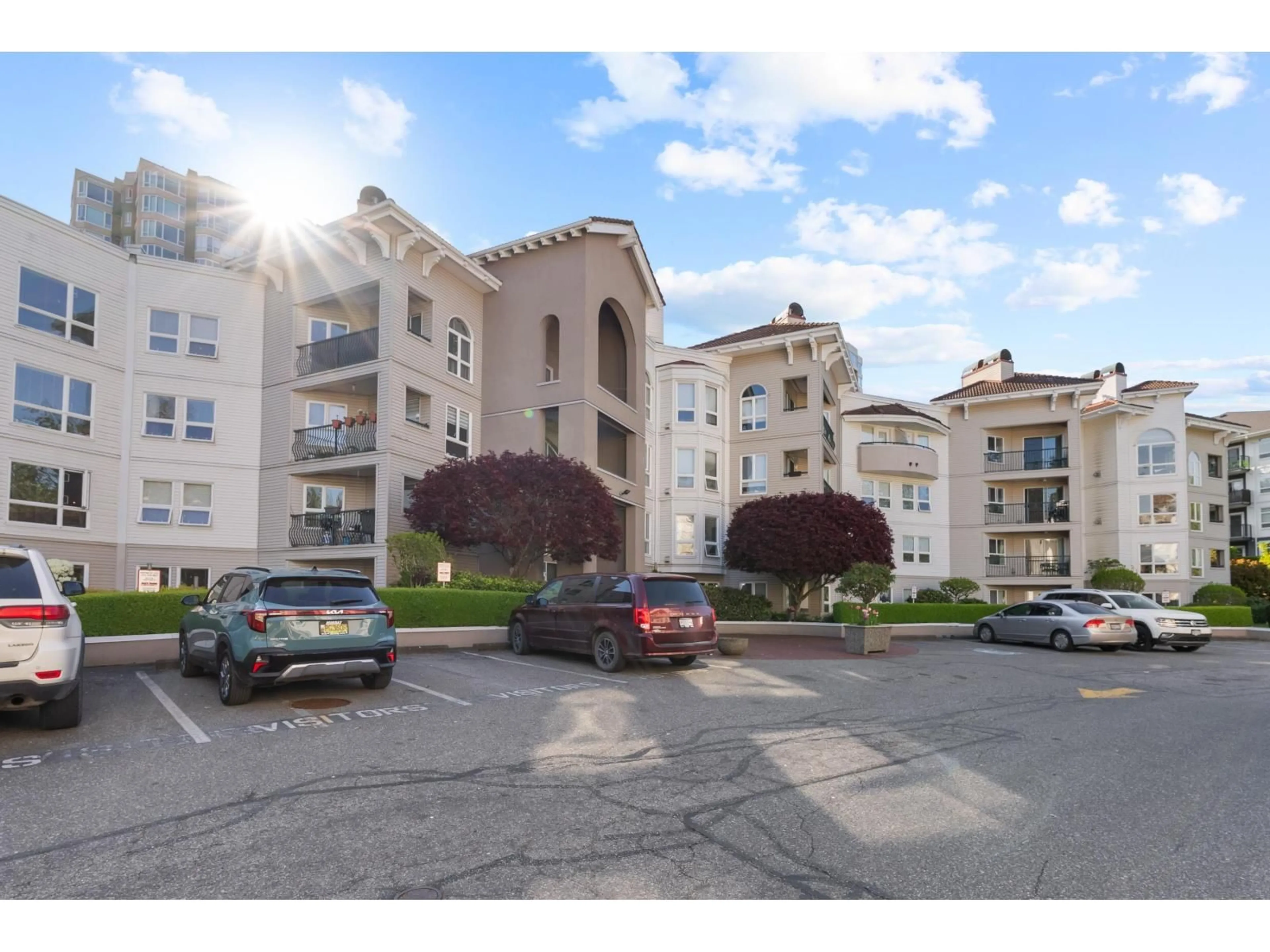 A pic from outside/outdoor area/front of a property/back of a property/a pic from drone, unknown for 206 - 3172 GLADWIN ROAD, Abbotsford British Columbia V2T5T3
