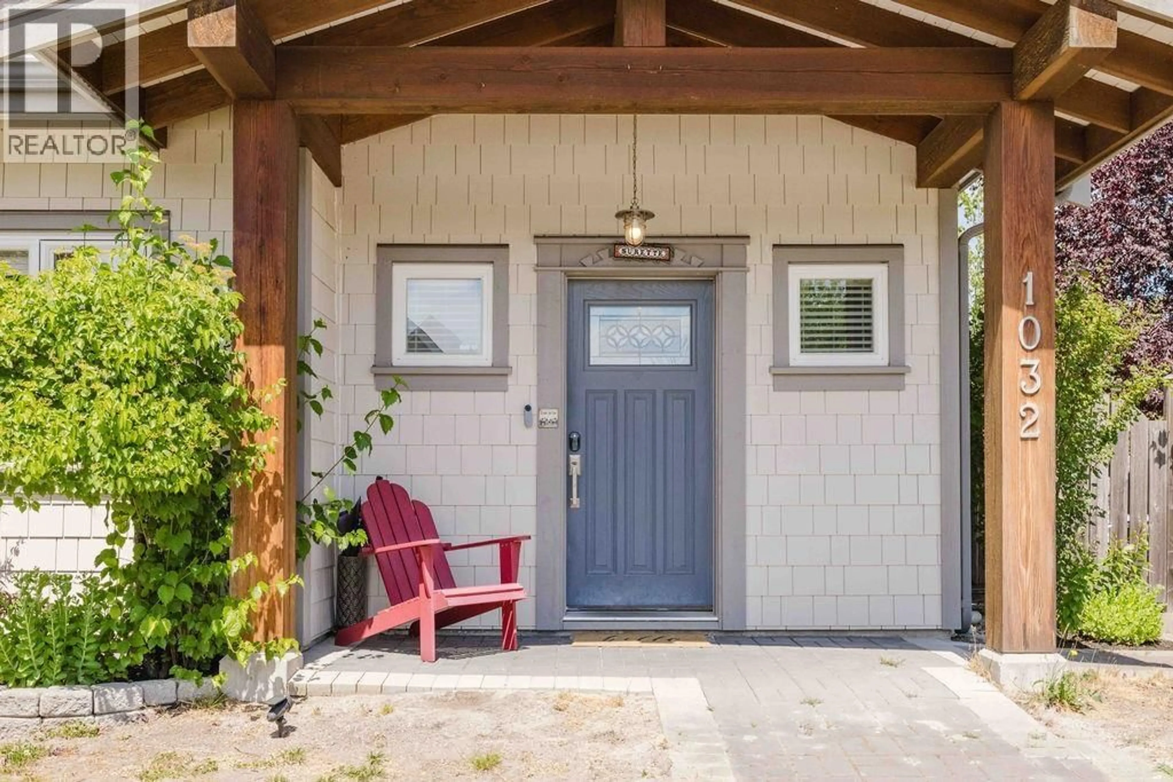 Indoor entryway for 1032 WOODSWORTH ROAD, Gibsons British Columbia V0N1V7