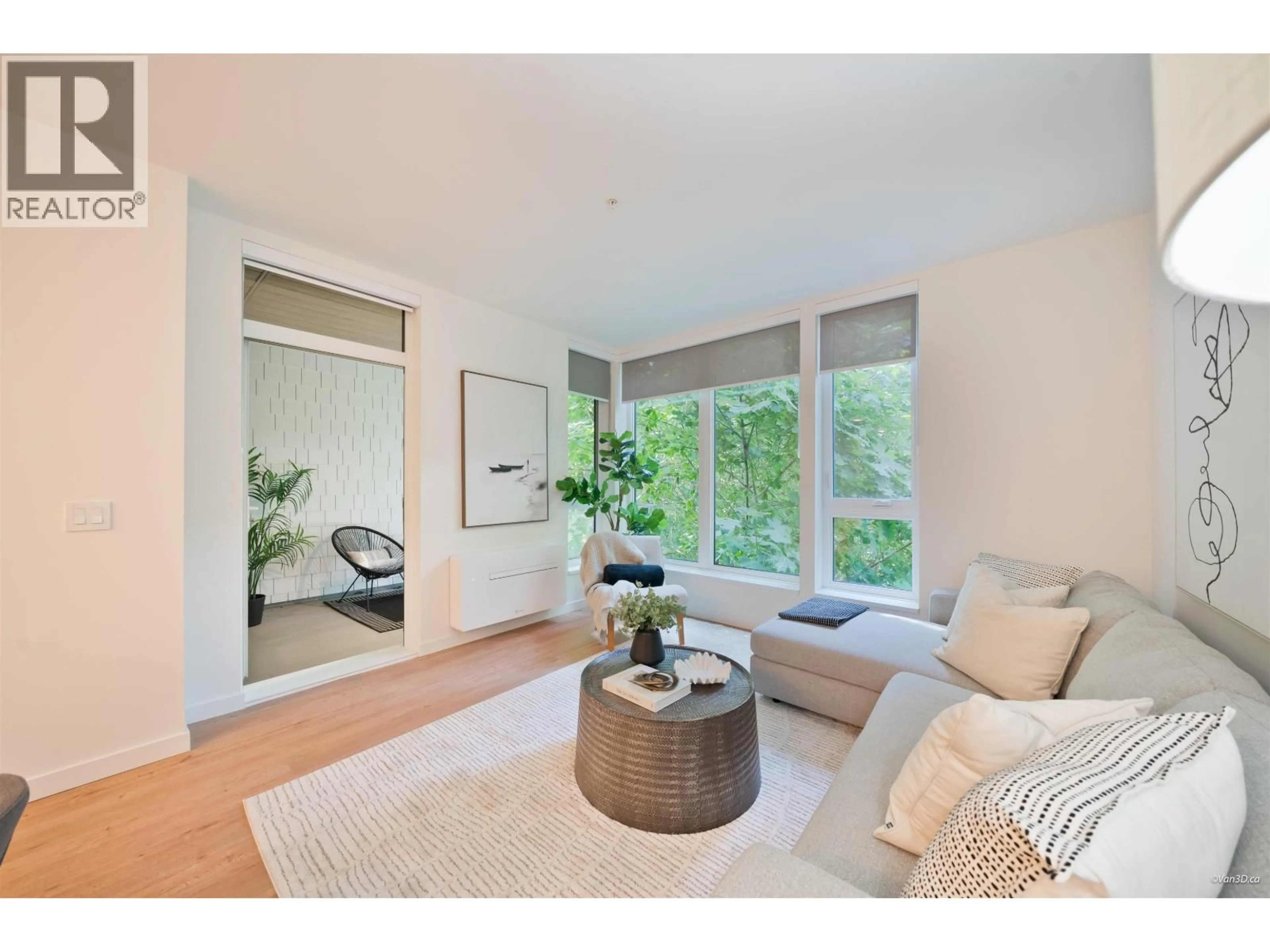 Living room with furniture, unknown for 418 - 1500 SCOTT CRESCENT, Squamish British Columbia V0N3G0