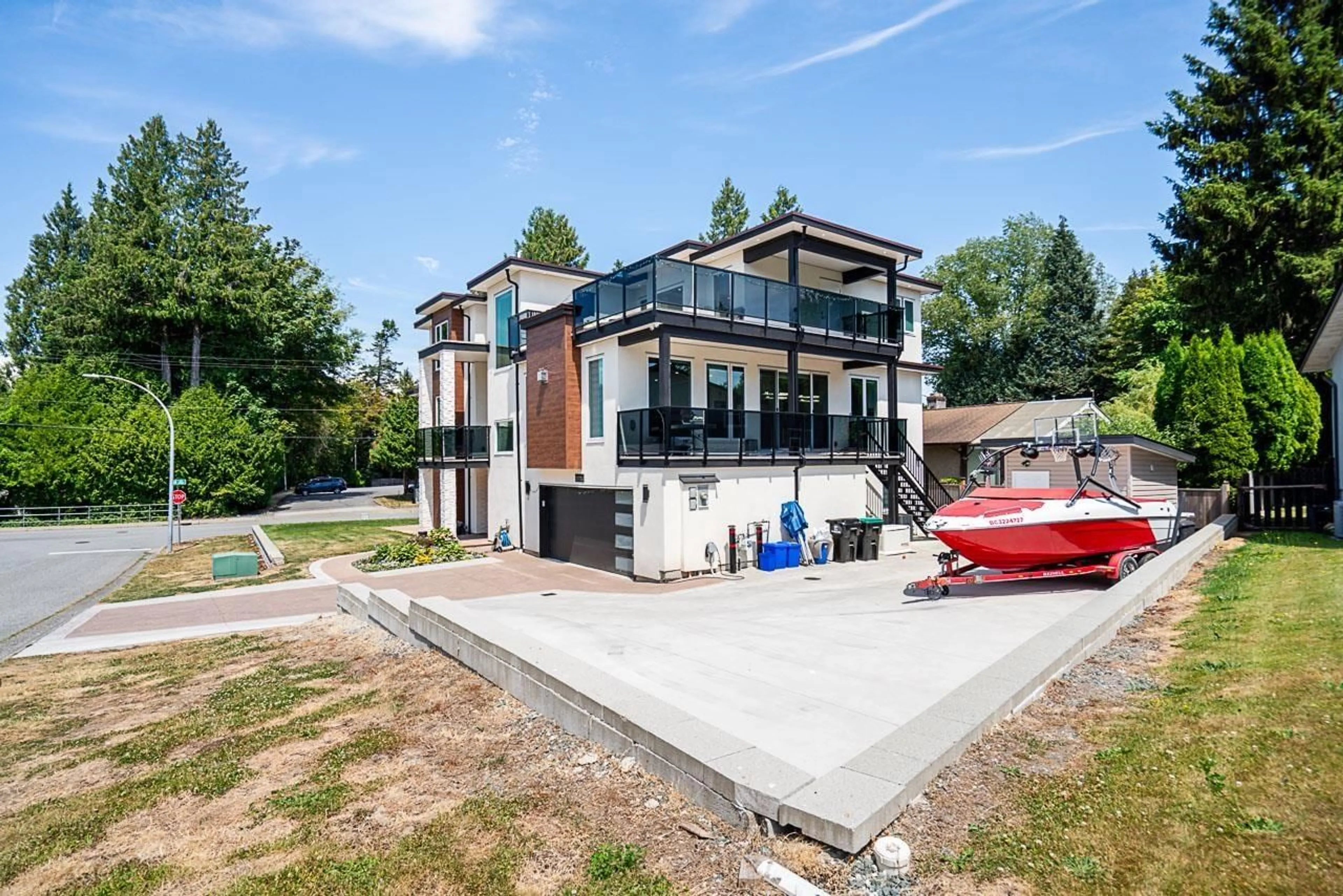 A pic from outside/outdoor area/front of a property/back of a property/a pic from drone, unknown for 20754 48 AVENUE, Langley British Columbia V3A3L8