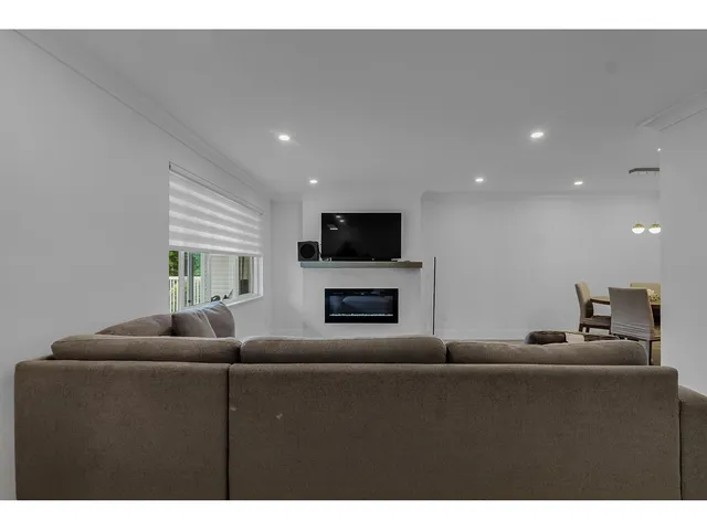 209 - 13947 72 AVENUE, Surrey 5